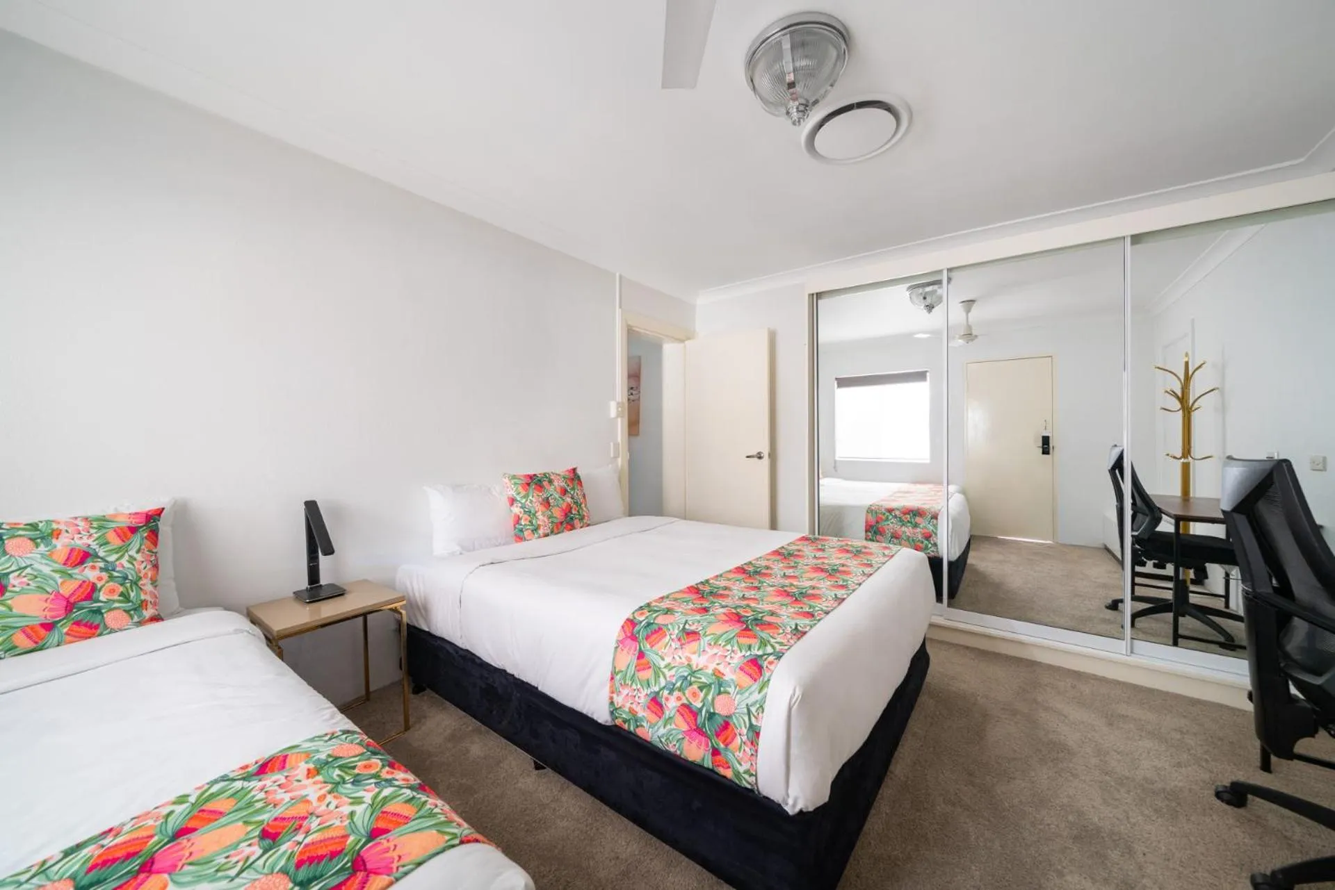 Bedroom, Bed in Ben Chifley Motor Inn