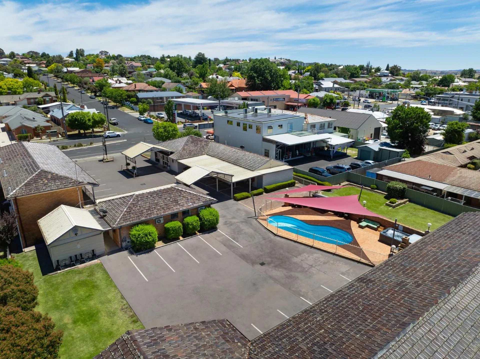 Property building in Ben Chifley Motor Inn