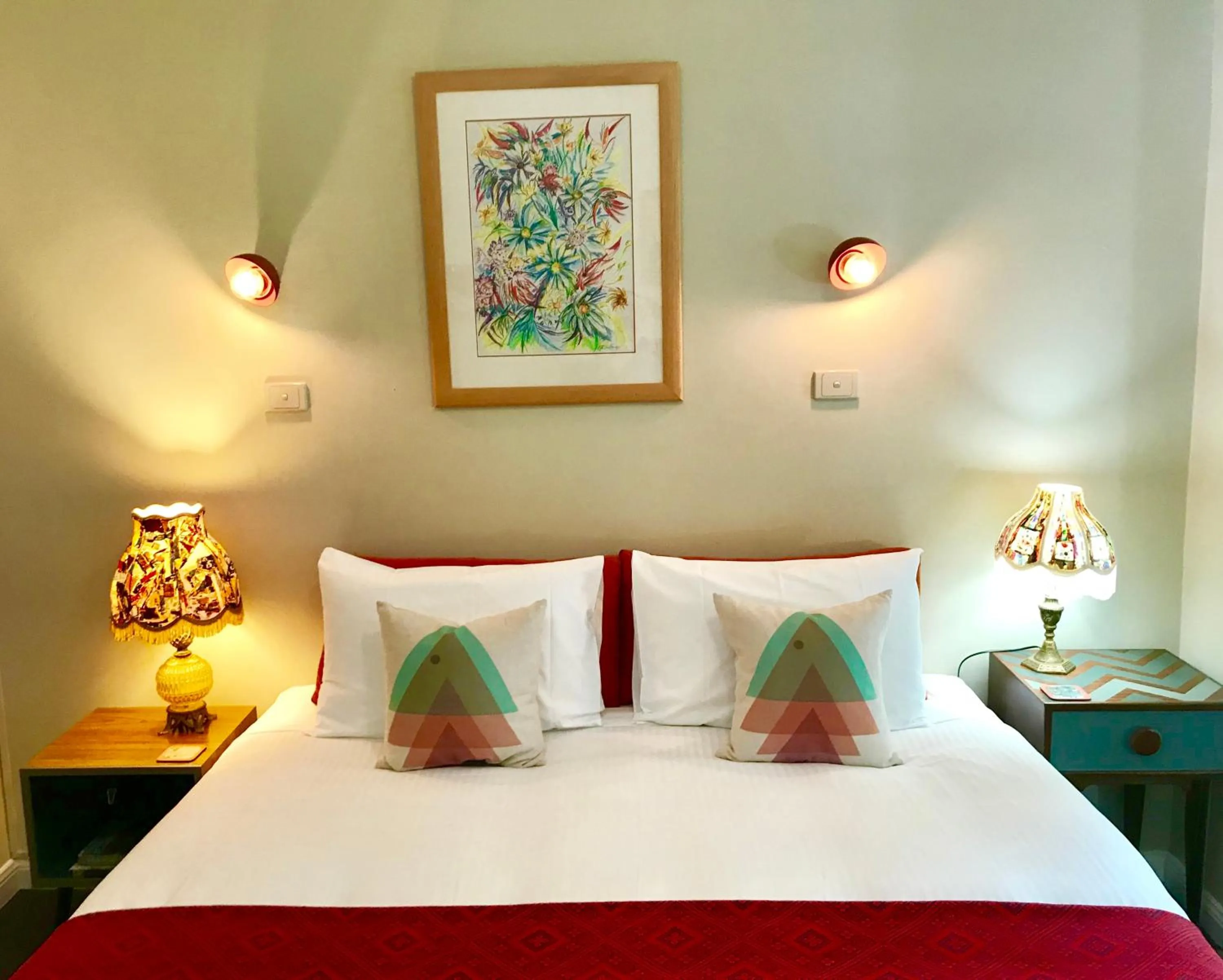 Shower, Bed in Vine Valley Inn