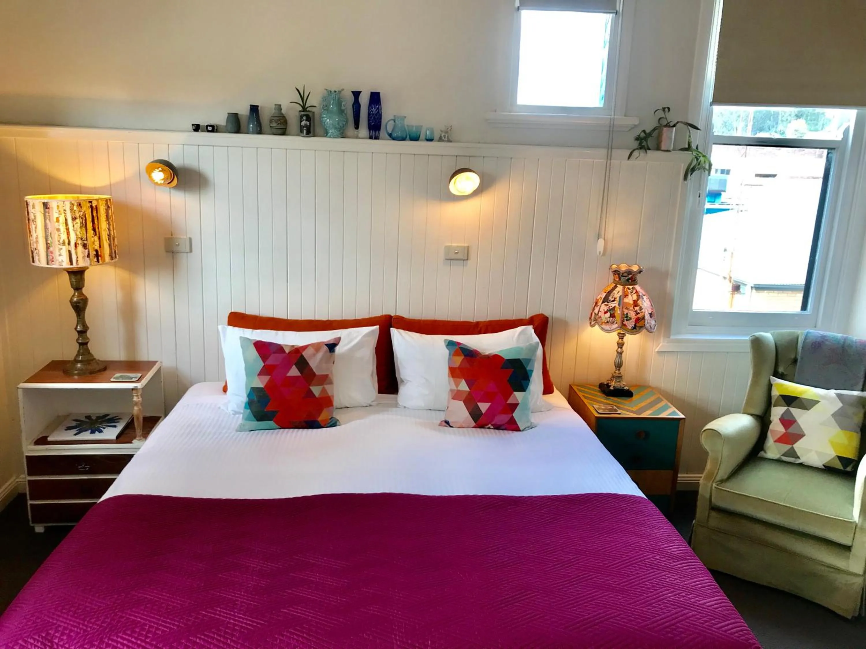 Decorative detail, Bed in Vine Valley Inn