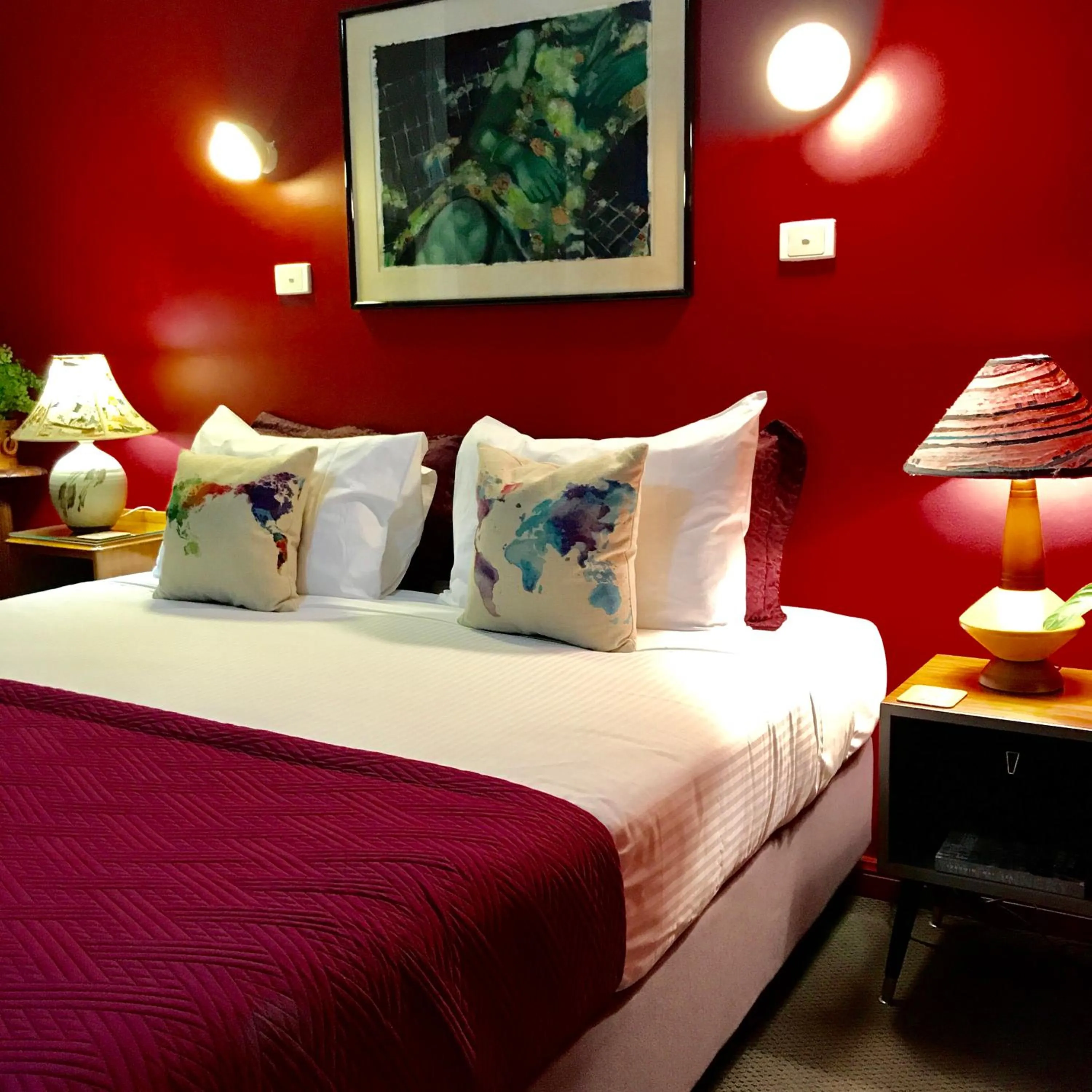 Bed in Vine Valley Inn