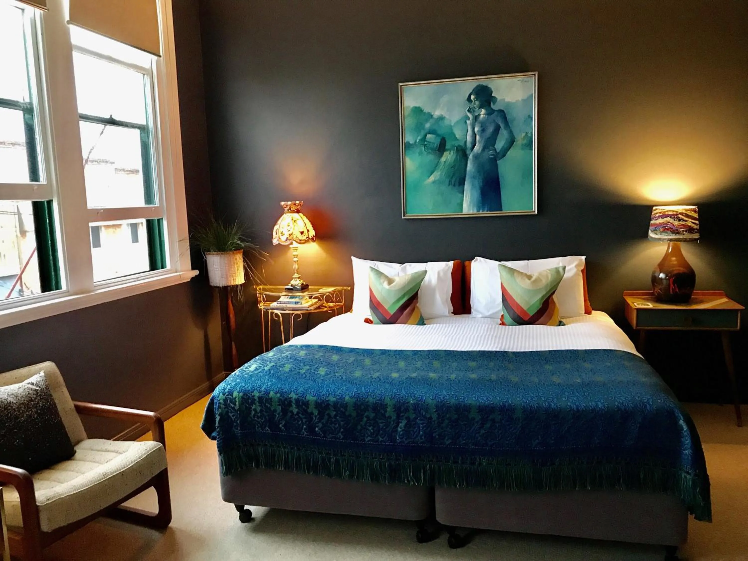 Decorative detail, Bed in Vine Valley Inn