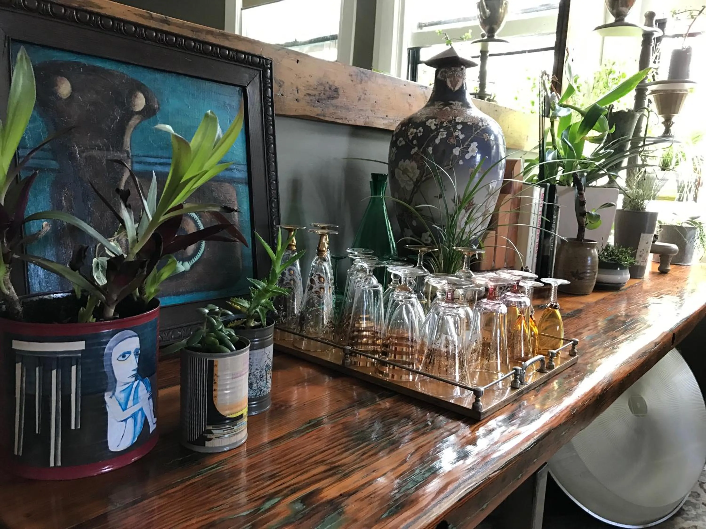 Decorative detail in Vine Valley Inn