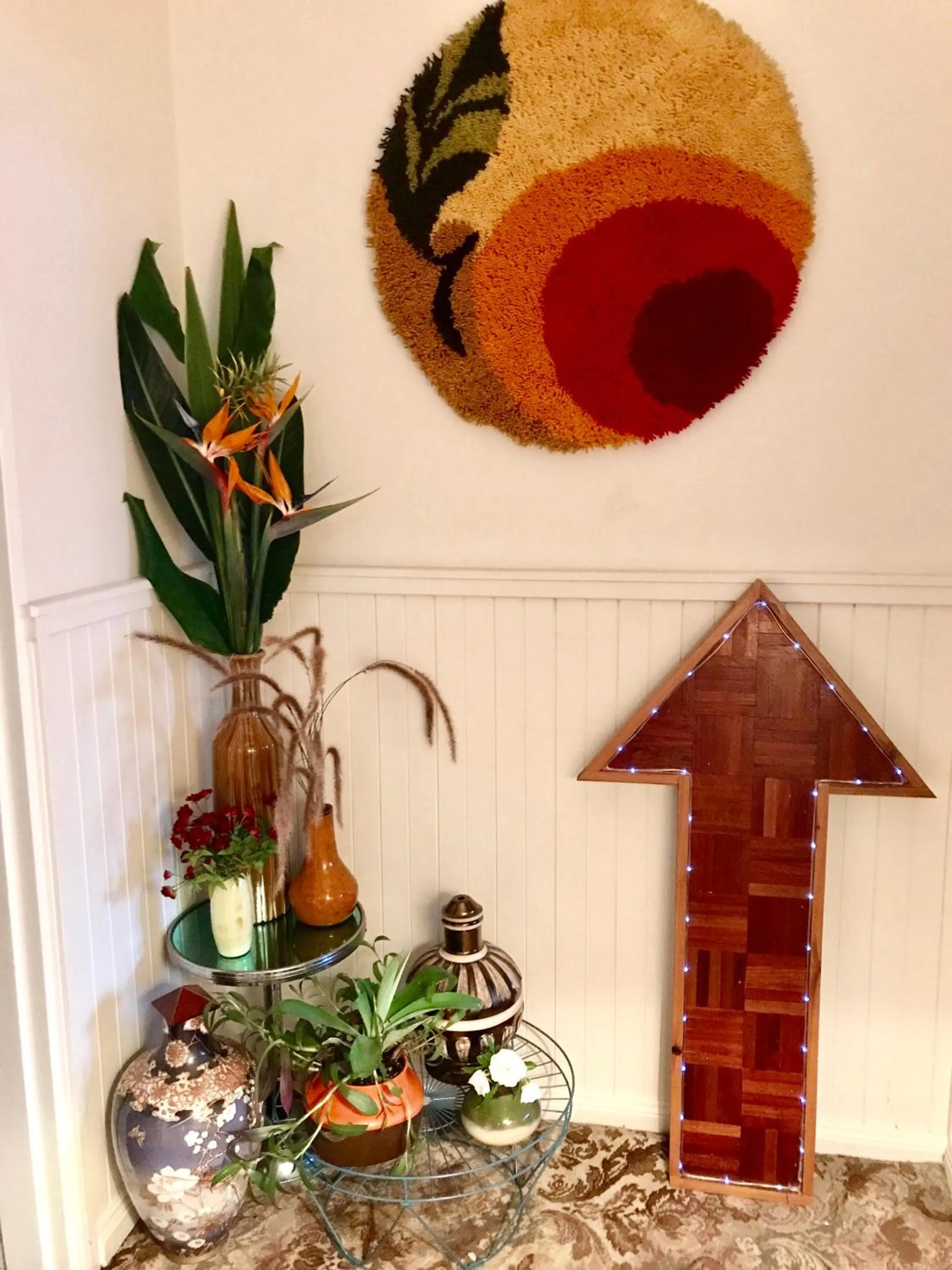 Decorative detail in Vine Valley Inn