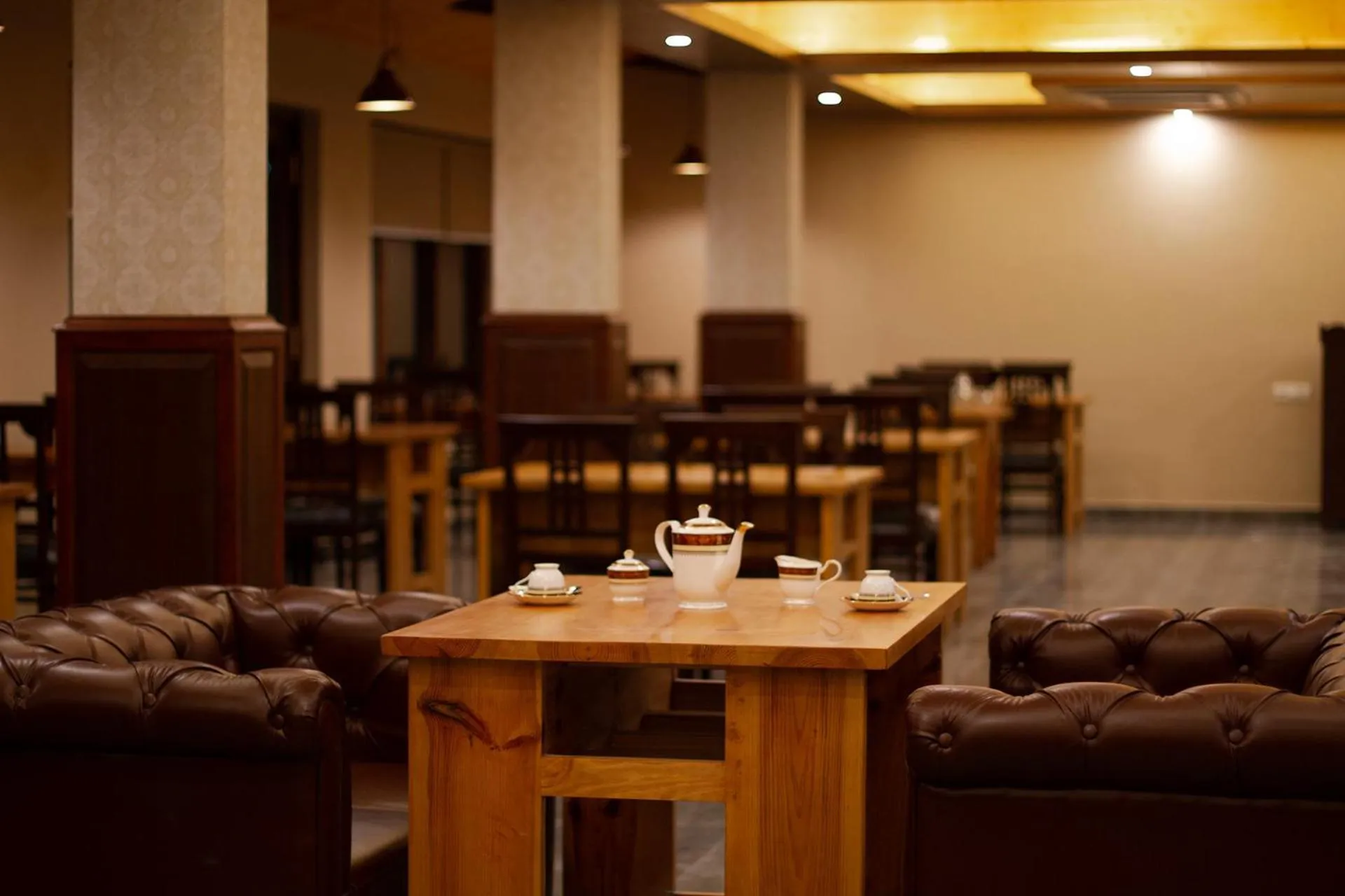 Restaurant/places to eat in Aloka Resort