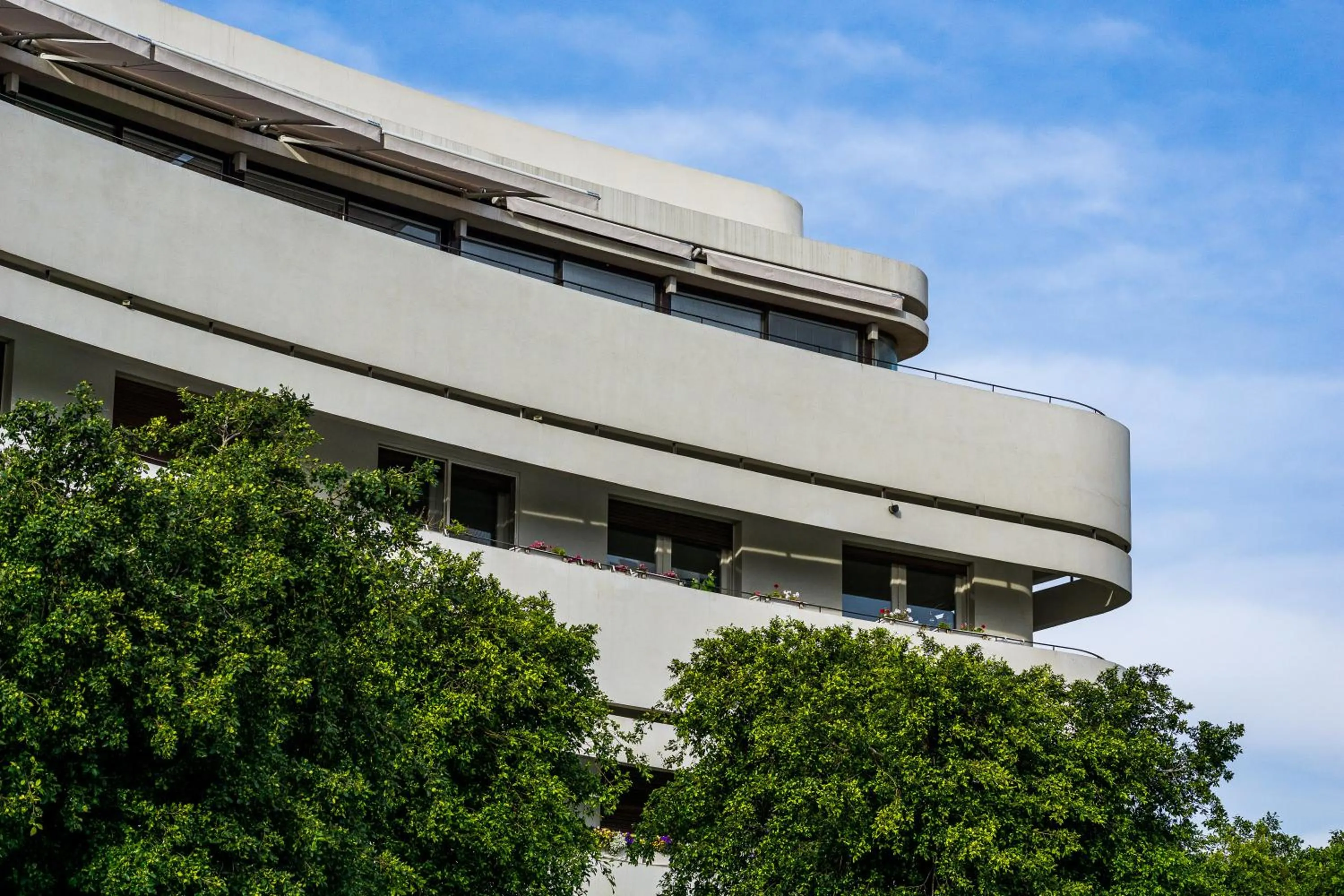 View (from property/room), Property Building in Olive The White House