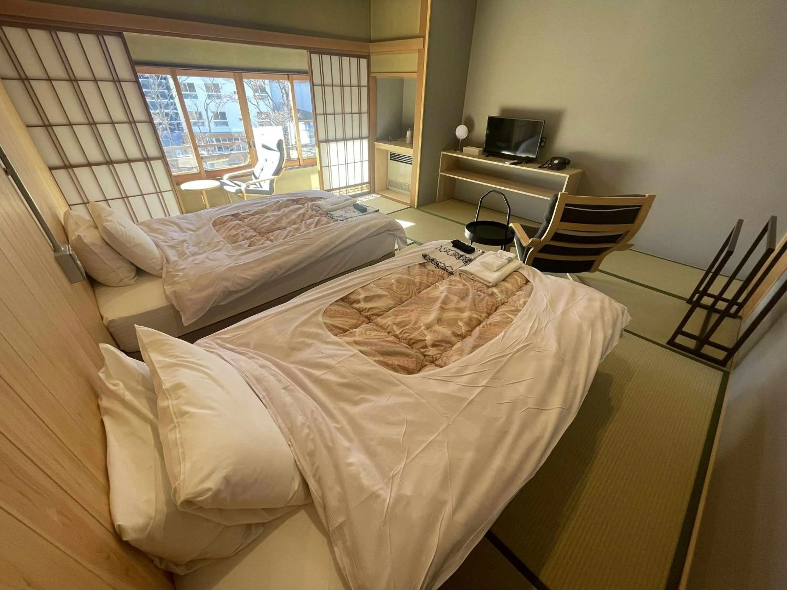 Bed in Kusatsu Onsen Kusatsu Hotel1913