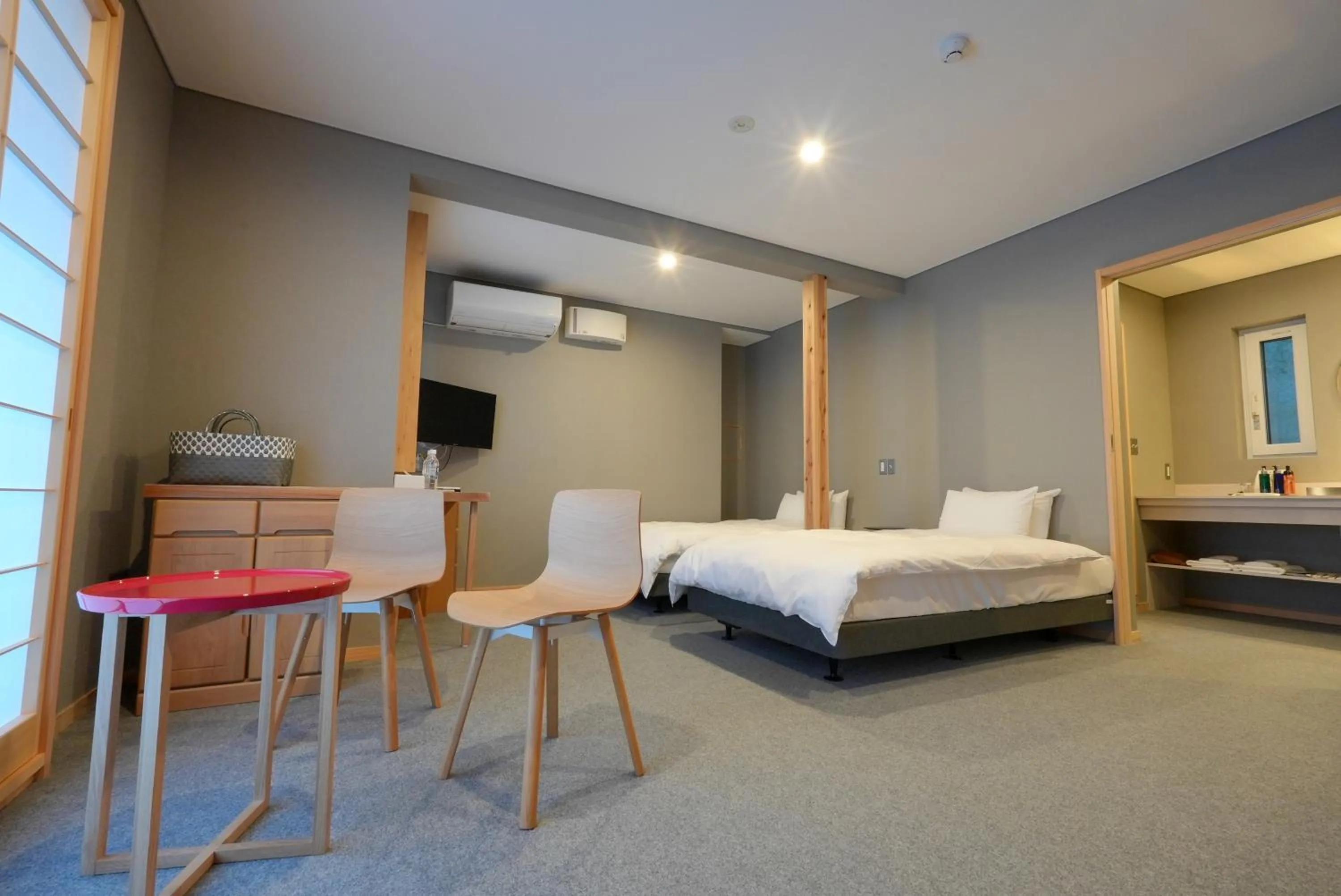 Bed in Kusatsu Onsen Kusatsu Hotel1913