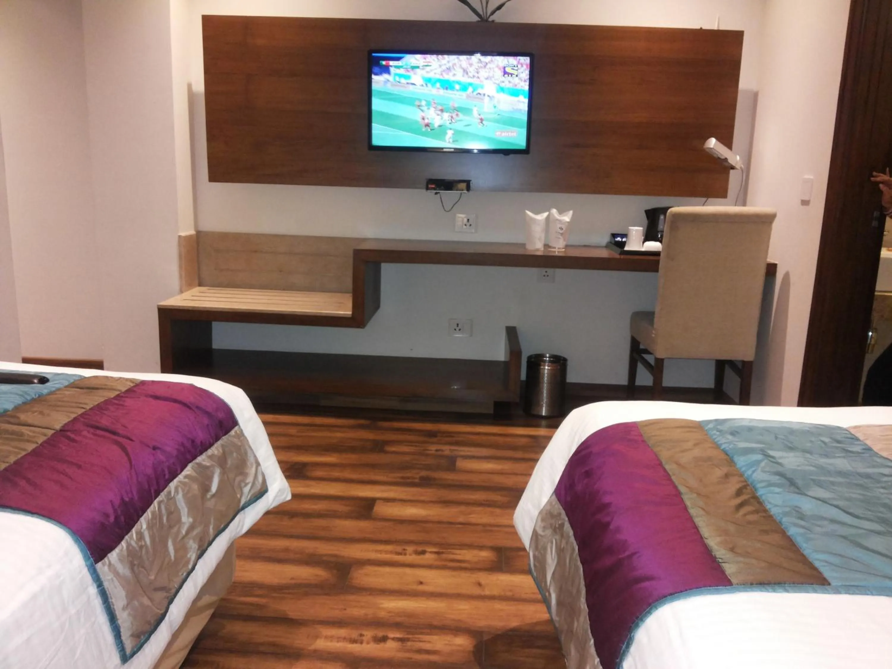 Bed in Hotel La Sagrita,Sunder Nagar