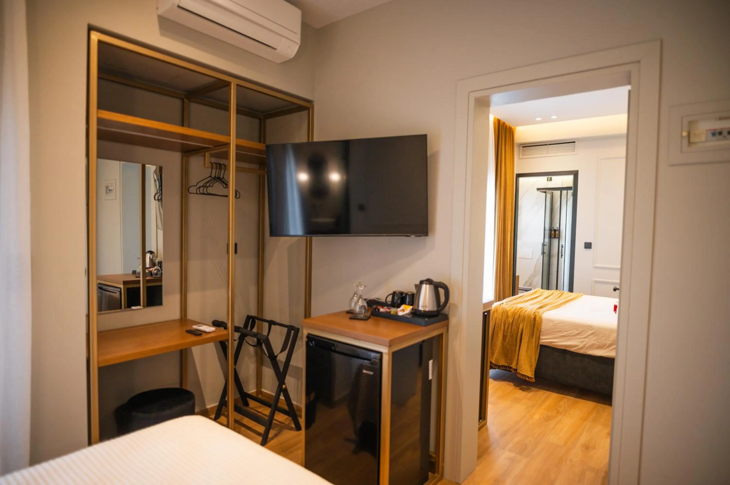 Photo of the whole room, Bed in Aggelos Hotel