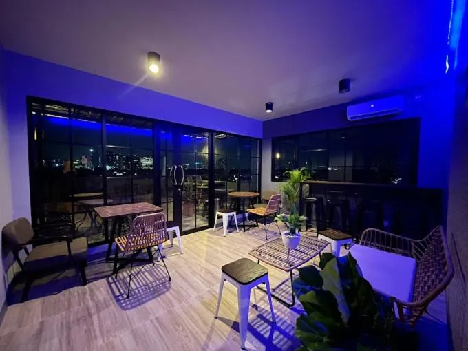 Restaurant/places to eat in NYENYAK MRT Lebak Bulus Simatupang