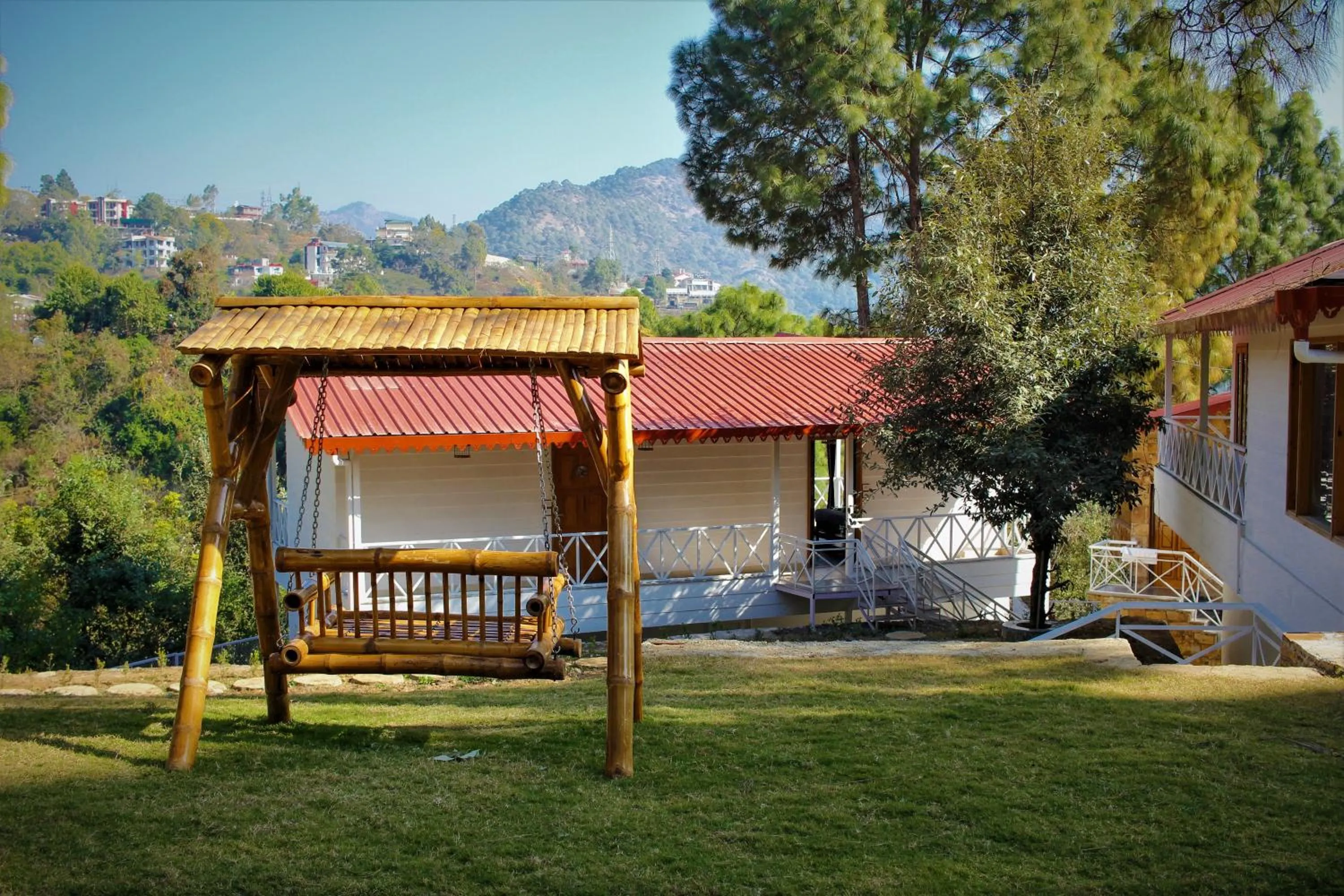 Garden in The Nature's Green Resort, Bhimtal, Nainital