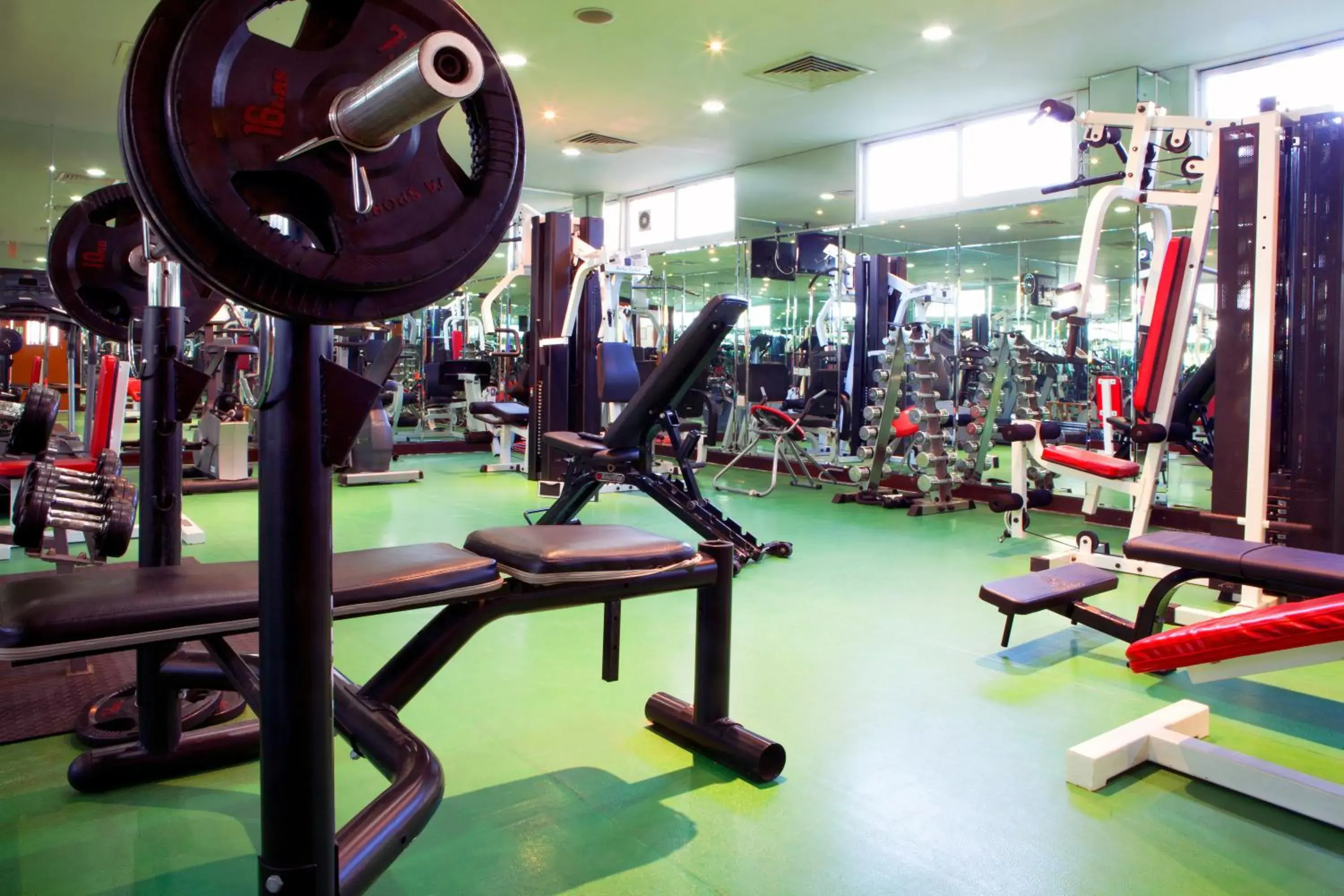 Fitness centre/facilities in Landmark Hotel Fitness centre/facilities in Landmark Hotel