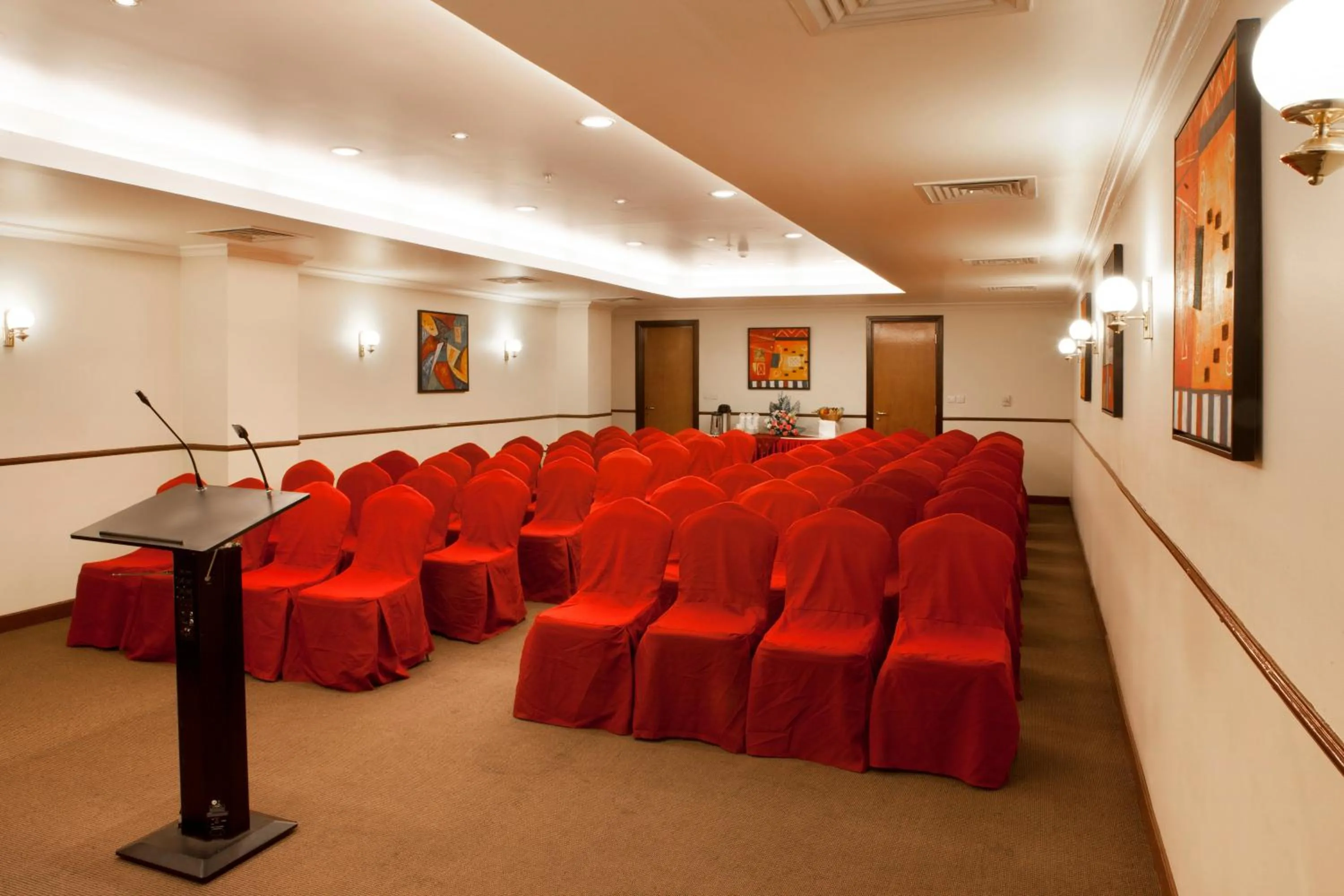 Business facilities in Landmark Hotel