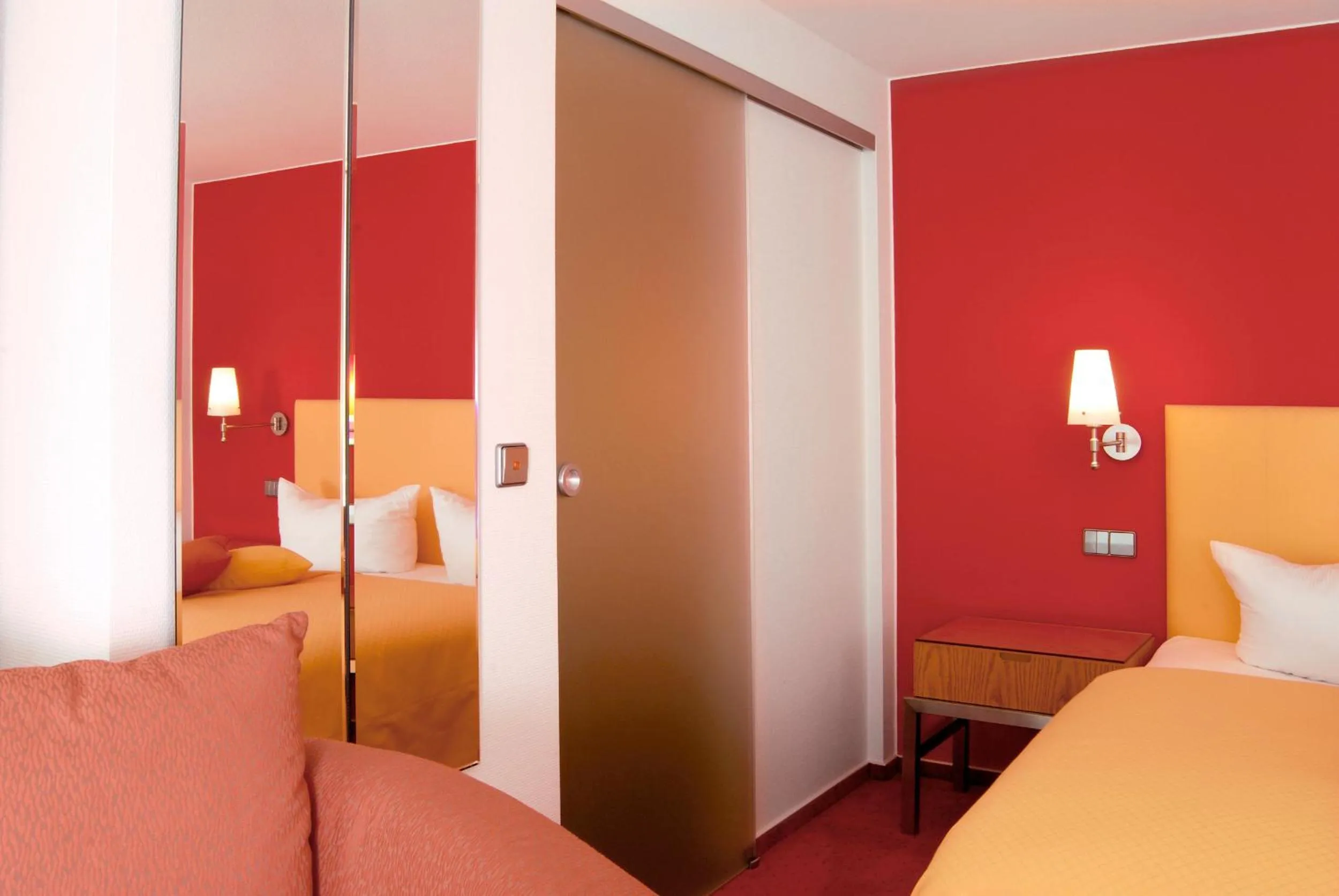 Bed in Restaurant-Hotel Maien