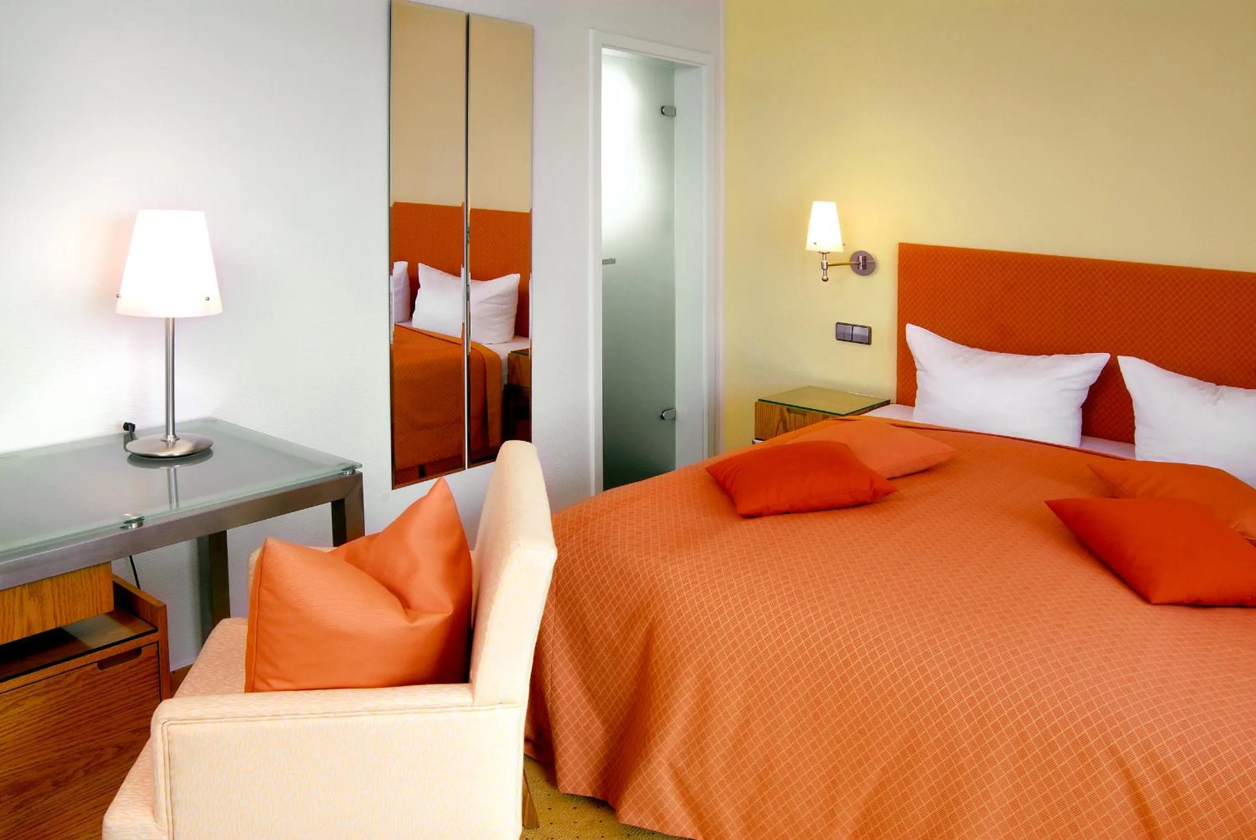 Bed in Restaurant-Hotel Maien