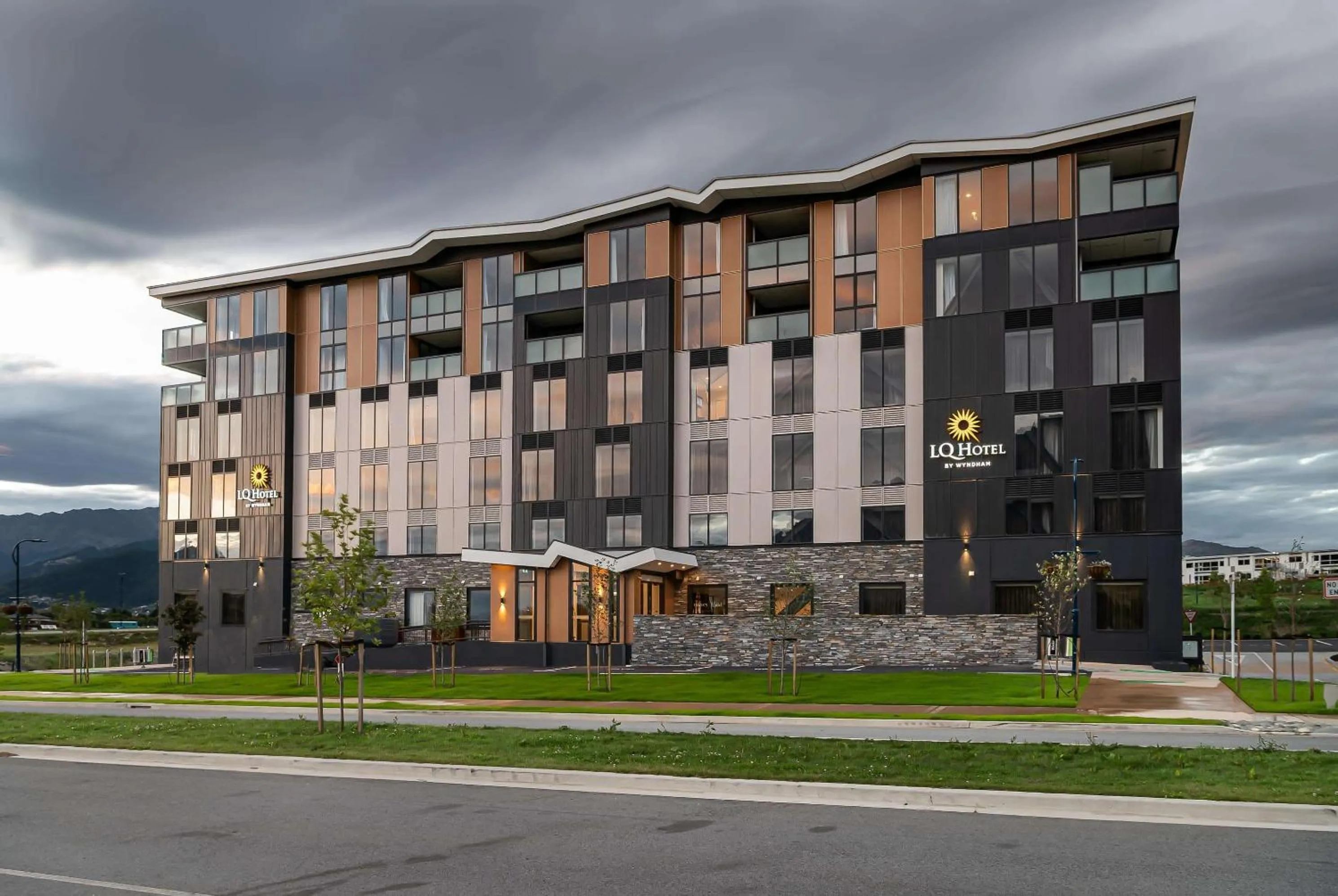 Property building in La Quinta by Wyndham Remarkables Park Queenstown