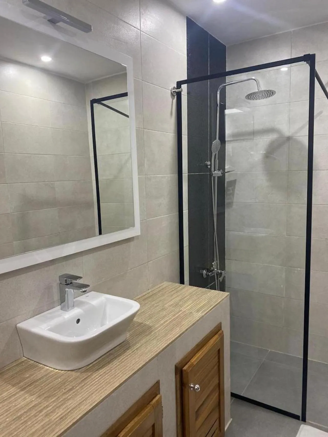 Toilet in Hotel Residence La Corniche