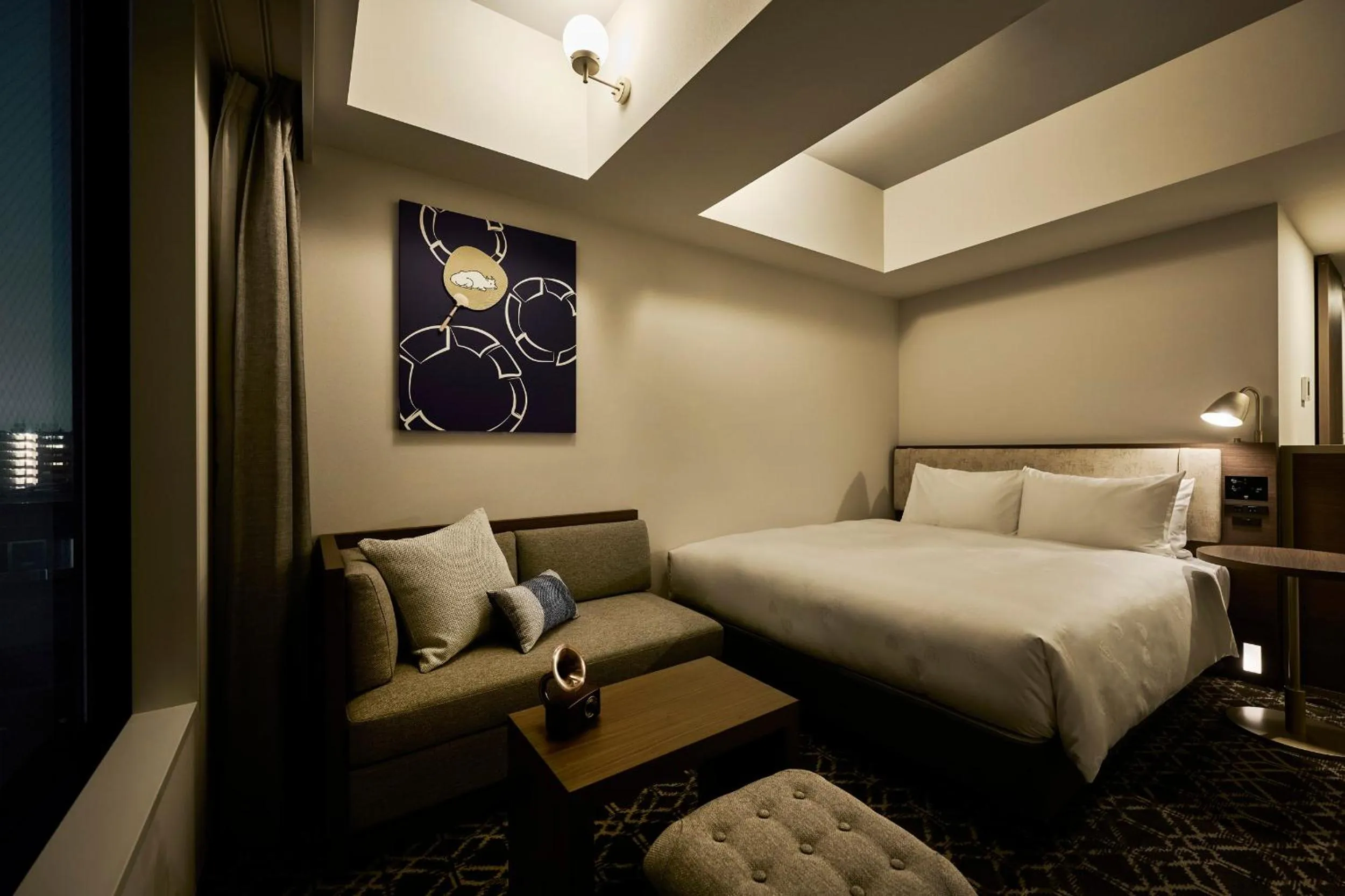 Photo of the whole room, Bed in The Royal Park Canvas - Kyoto Nijo