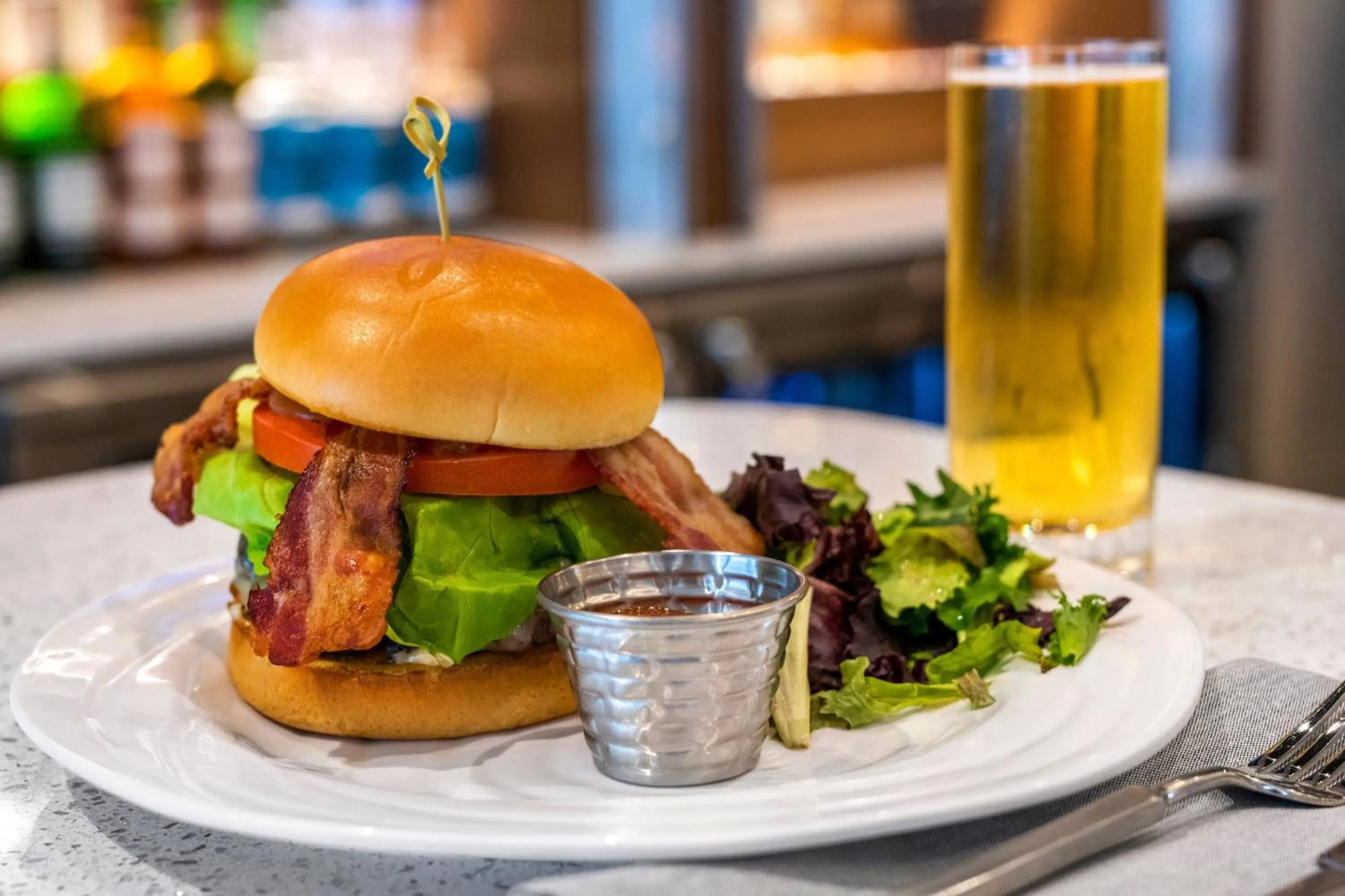 Kitchen or kitchenette in Courtyard by Marriott Fort Lauderdale Downtown