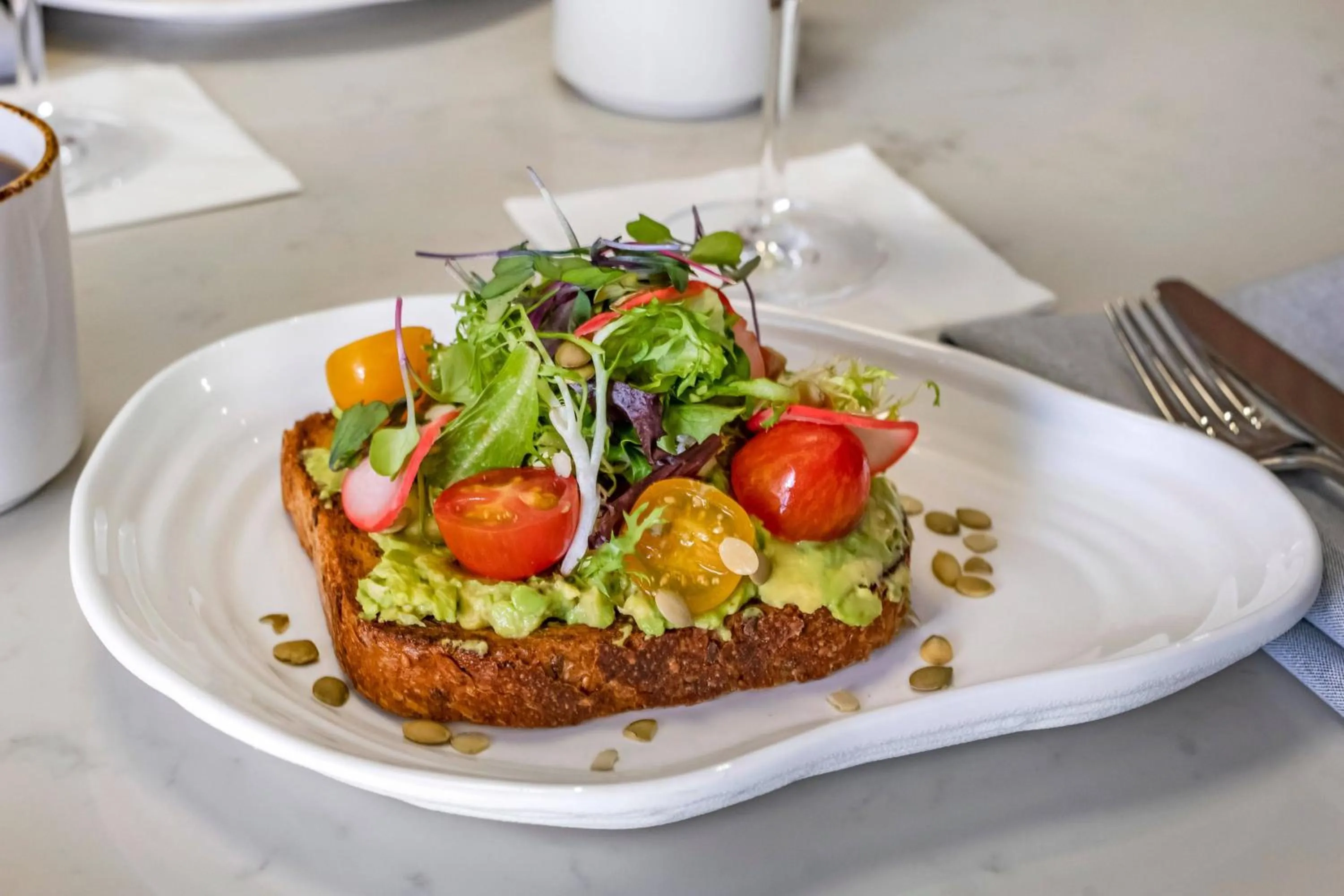 Breakfast in Courtyard by Marriott Fort Lauderdale Downtown