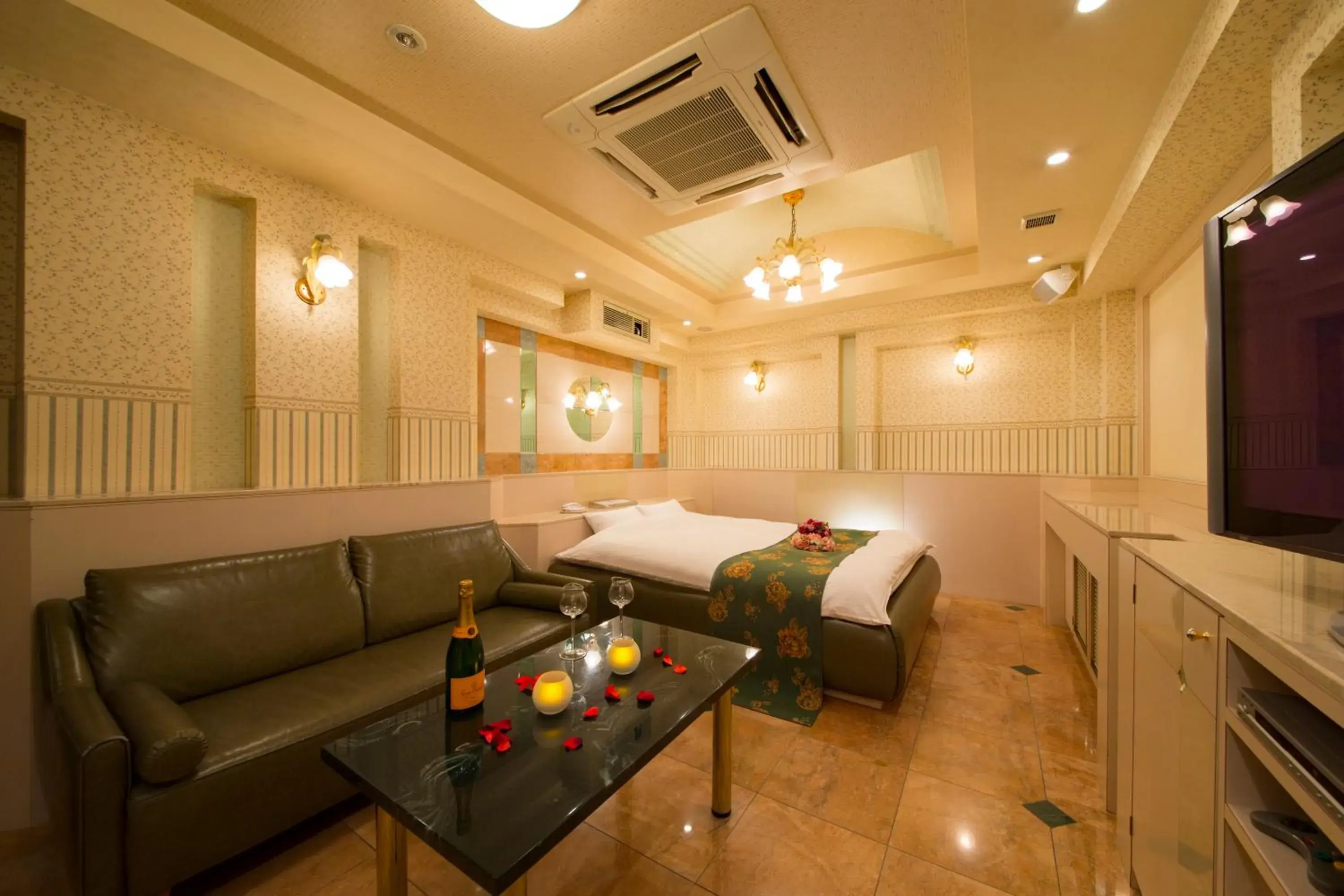 Photo of the whole room, Bed in HOTEL THE i Adult only Photo of the whole room, Bed in HOTEL THE i Adult only