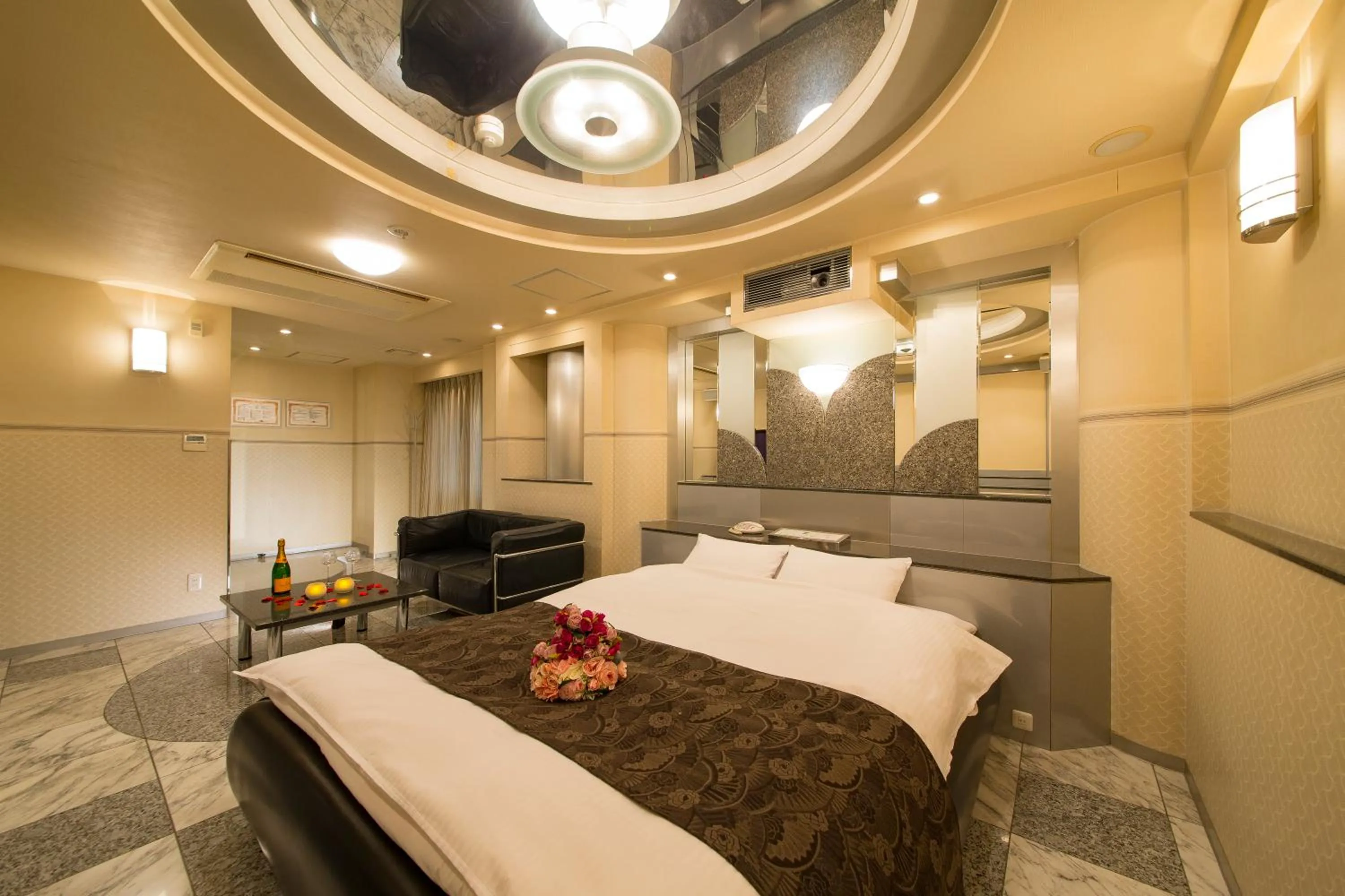 Bed in HOTEL THE i Adult only