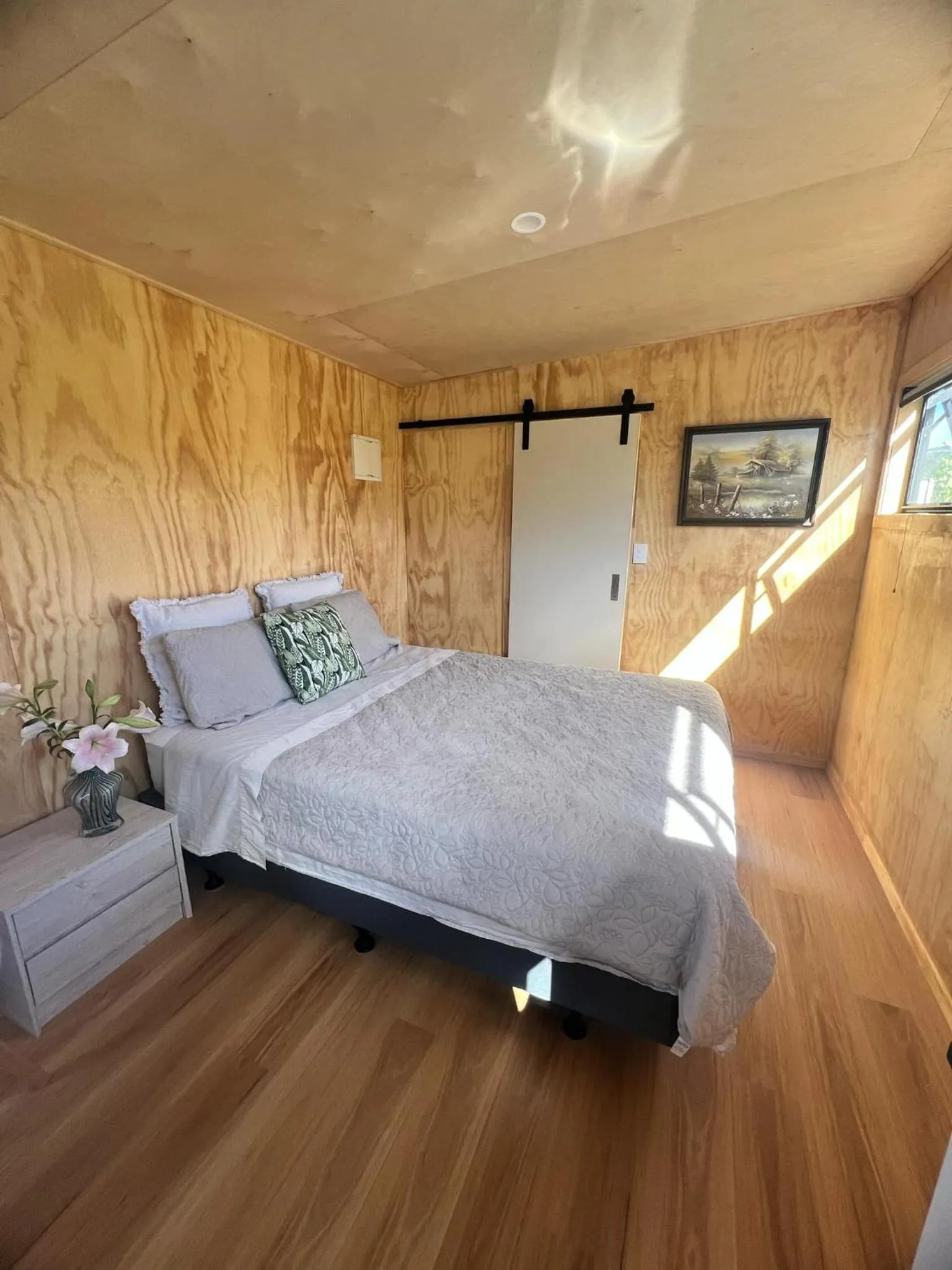 Bedroom, Bed in Mangawhai studio
