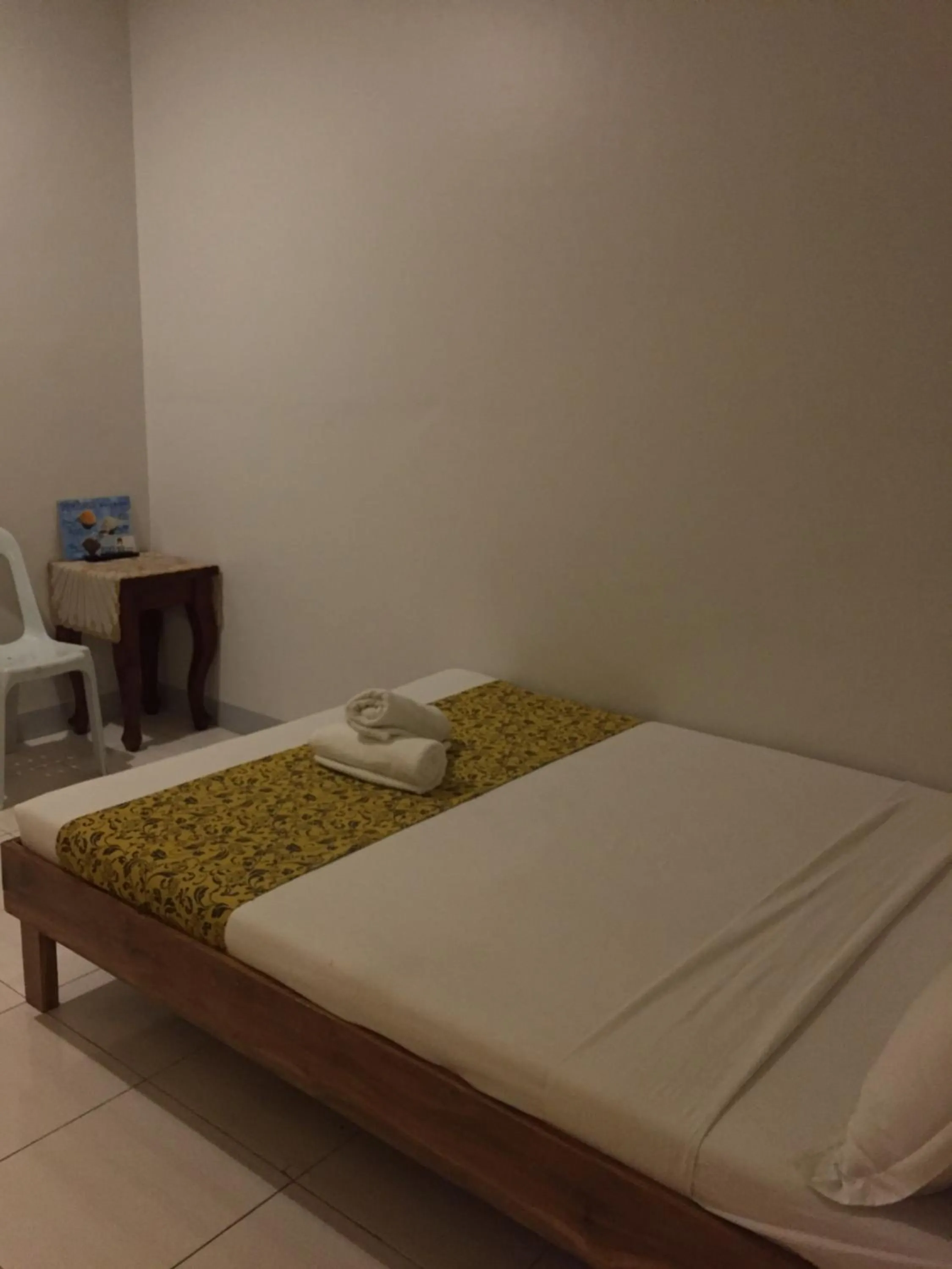 Bed in Bohol Coop Tourist Inn