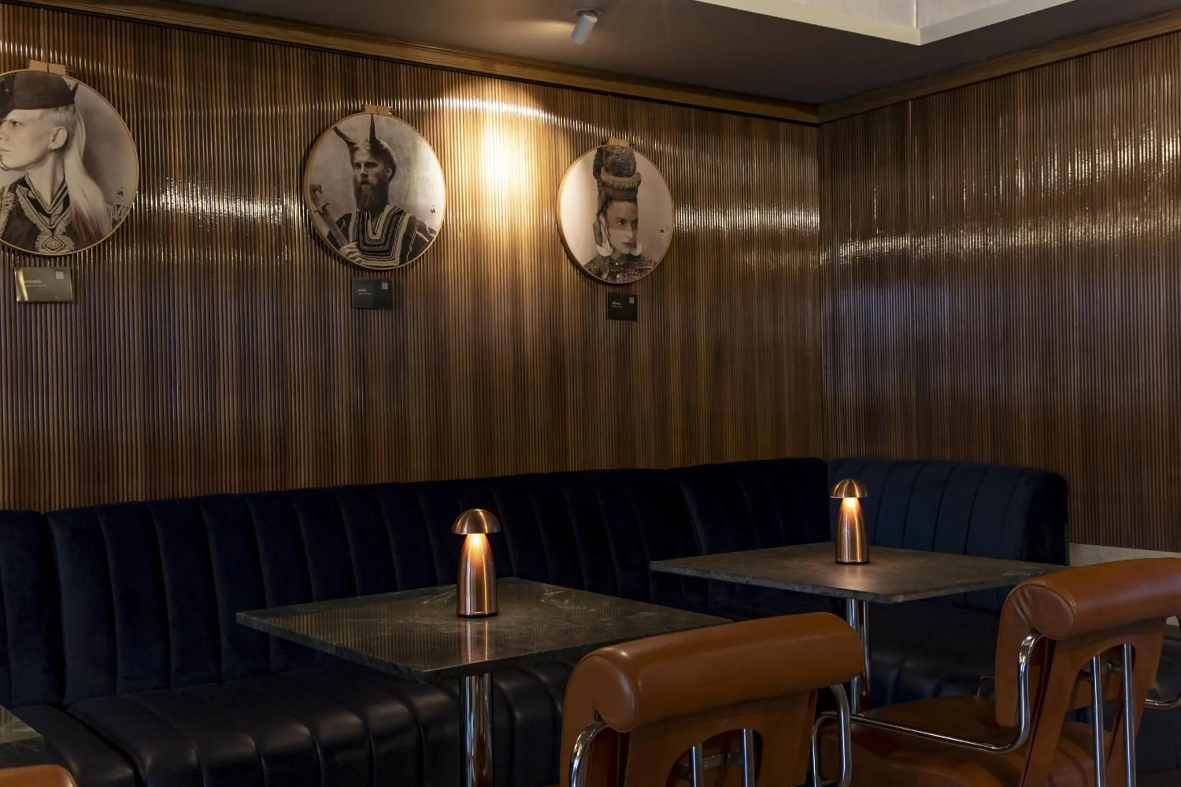 Lounge or bar in MUZE Hotel Dusseldorf - Handwritten Collection