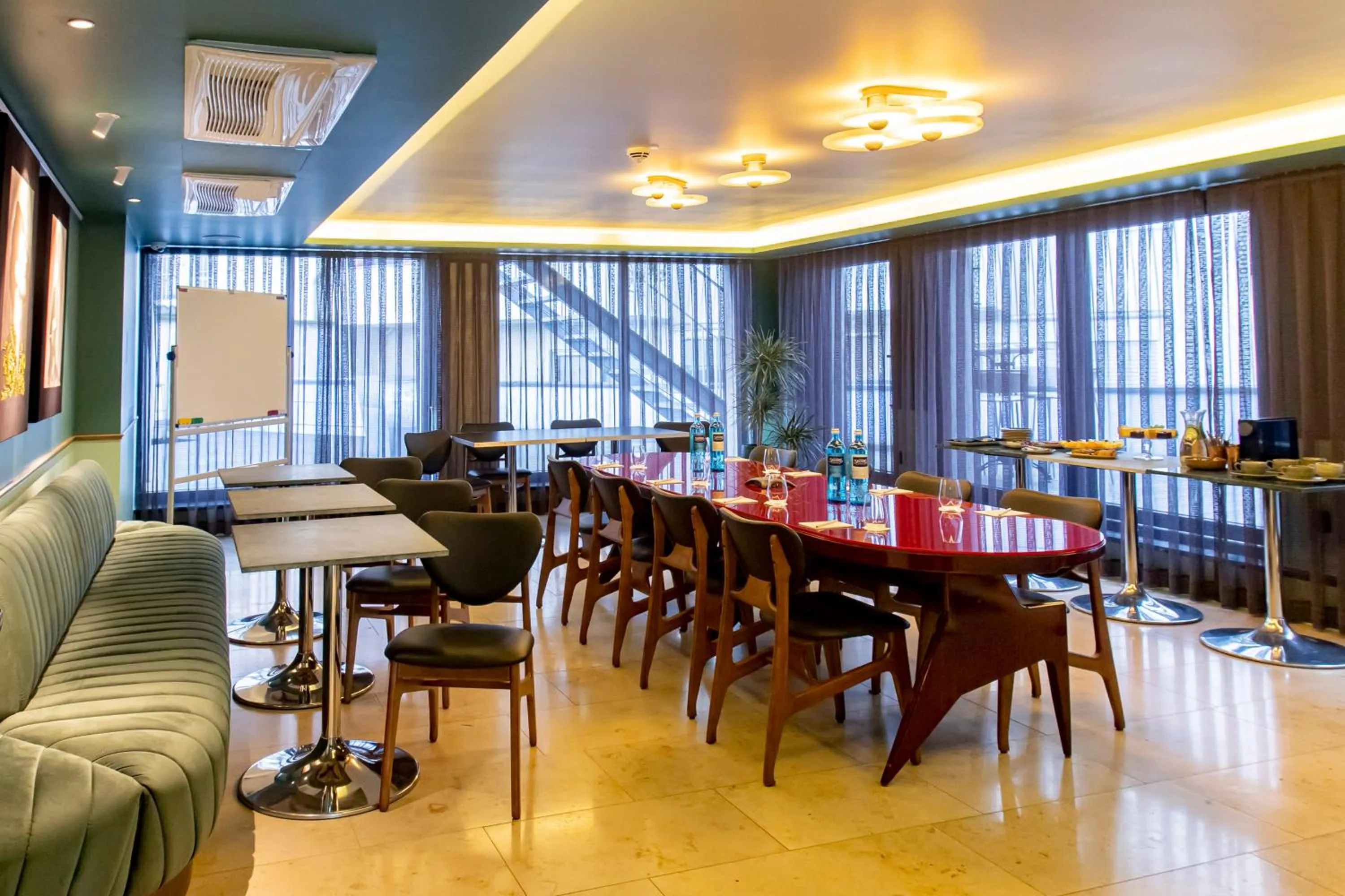 Meeting/conference room in MUZE Hotel Dusseldorf - Handwritten Collection