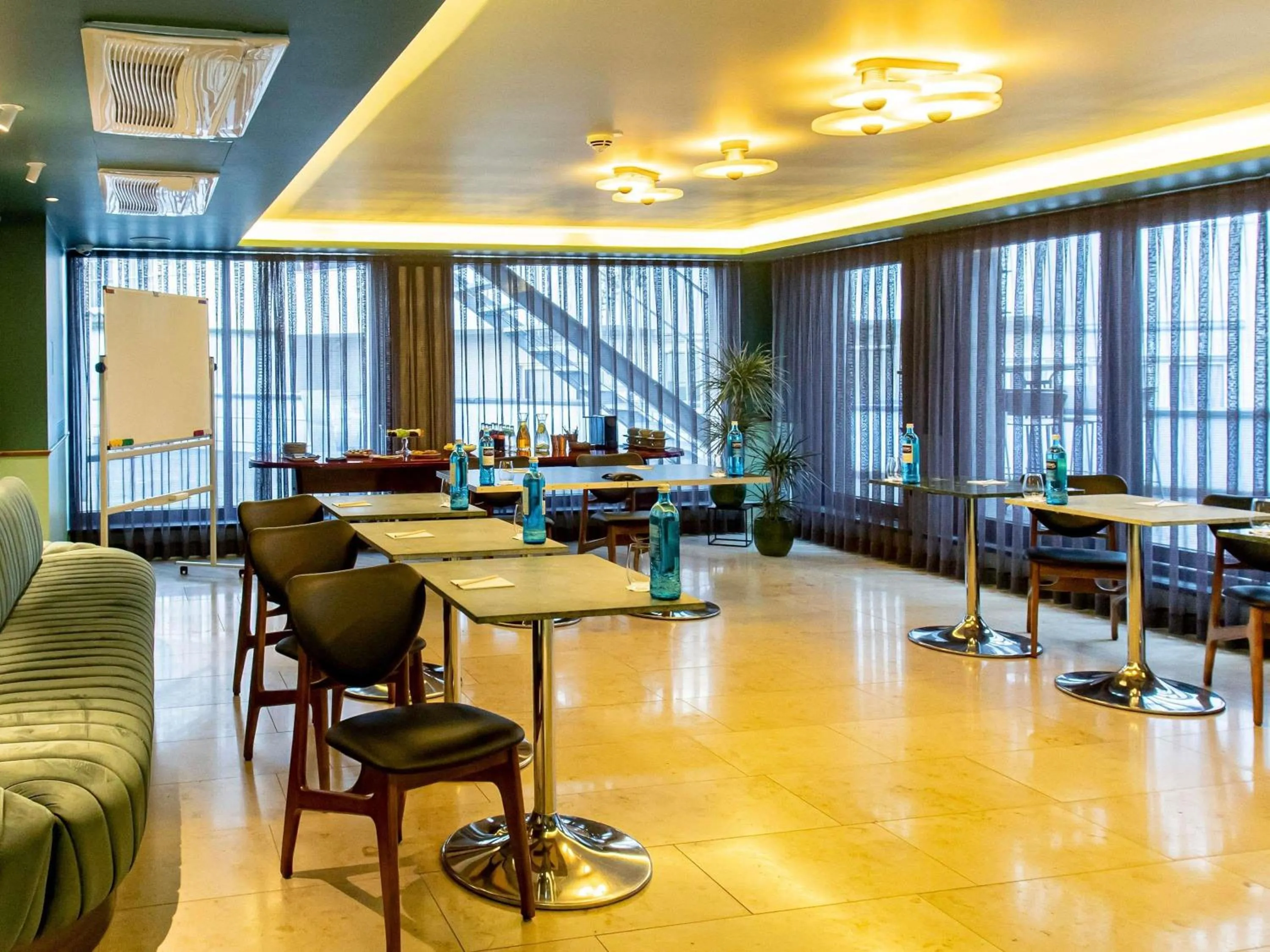 Meeting/conference room in MUZE Hotel Dusseldorf - Handwritten Collection