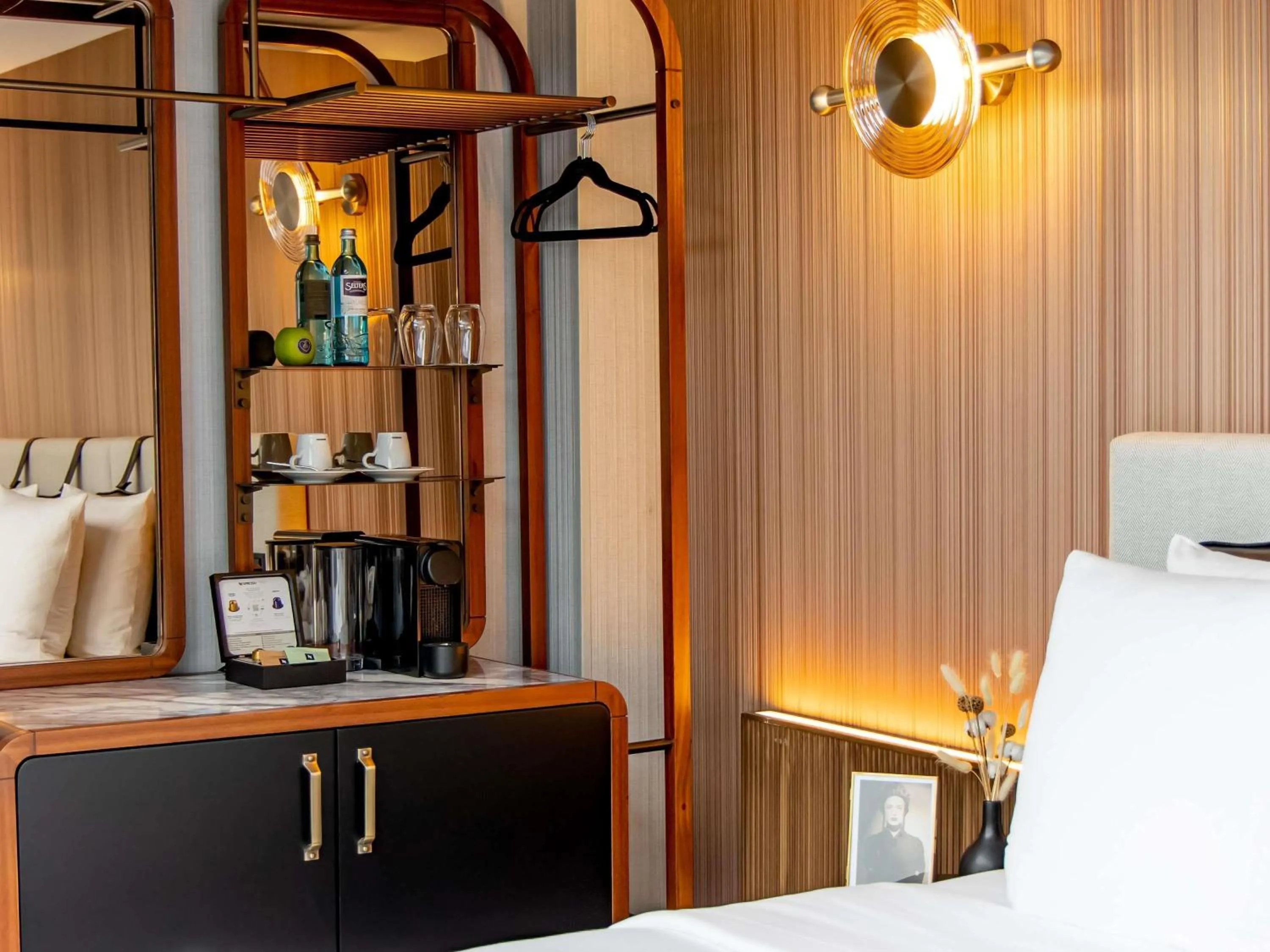 Bedroom, Bed in MUZE Hotel Dusseldorf - Handwritten Collection