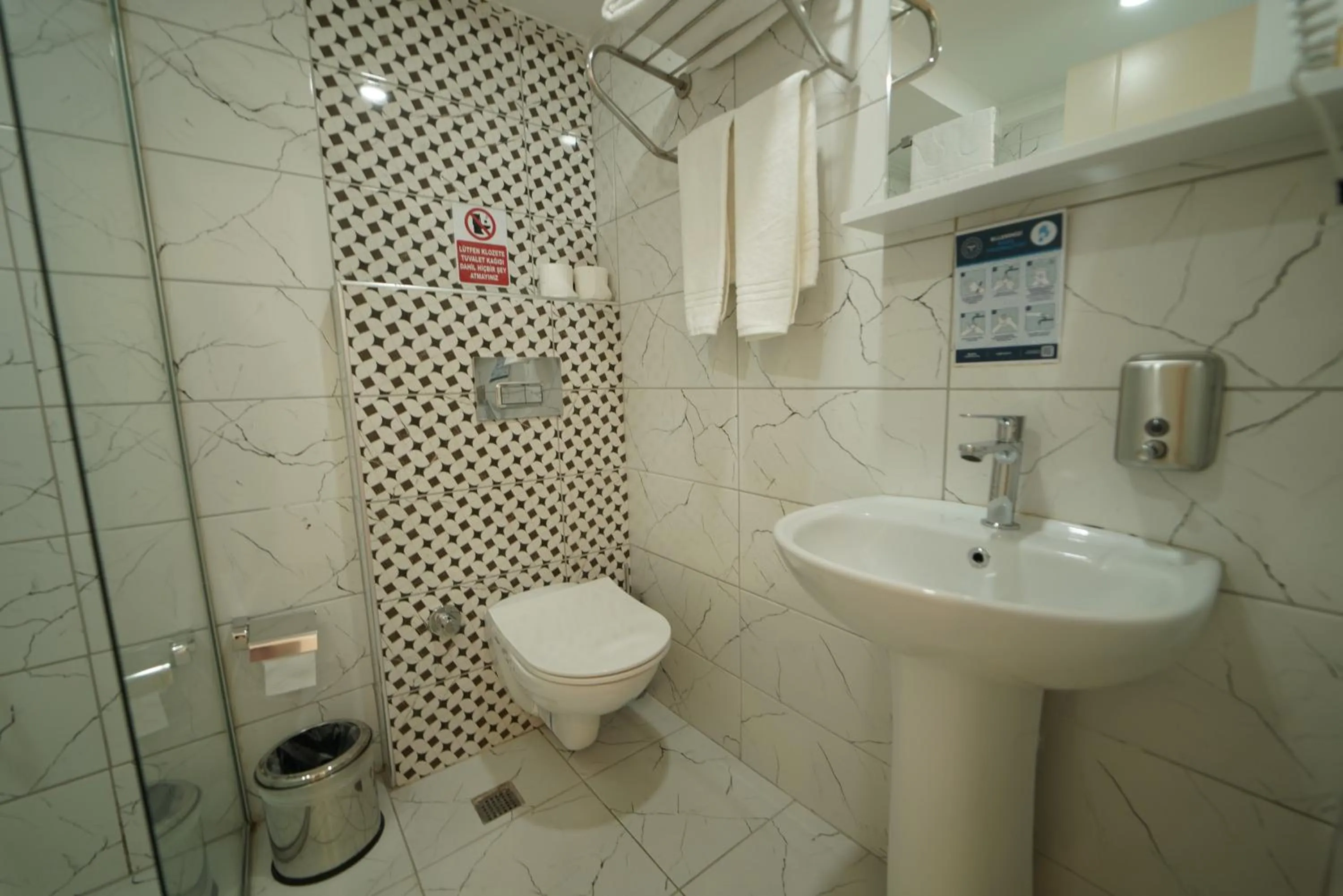 Bathroom in Deniz Boutique Hotel