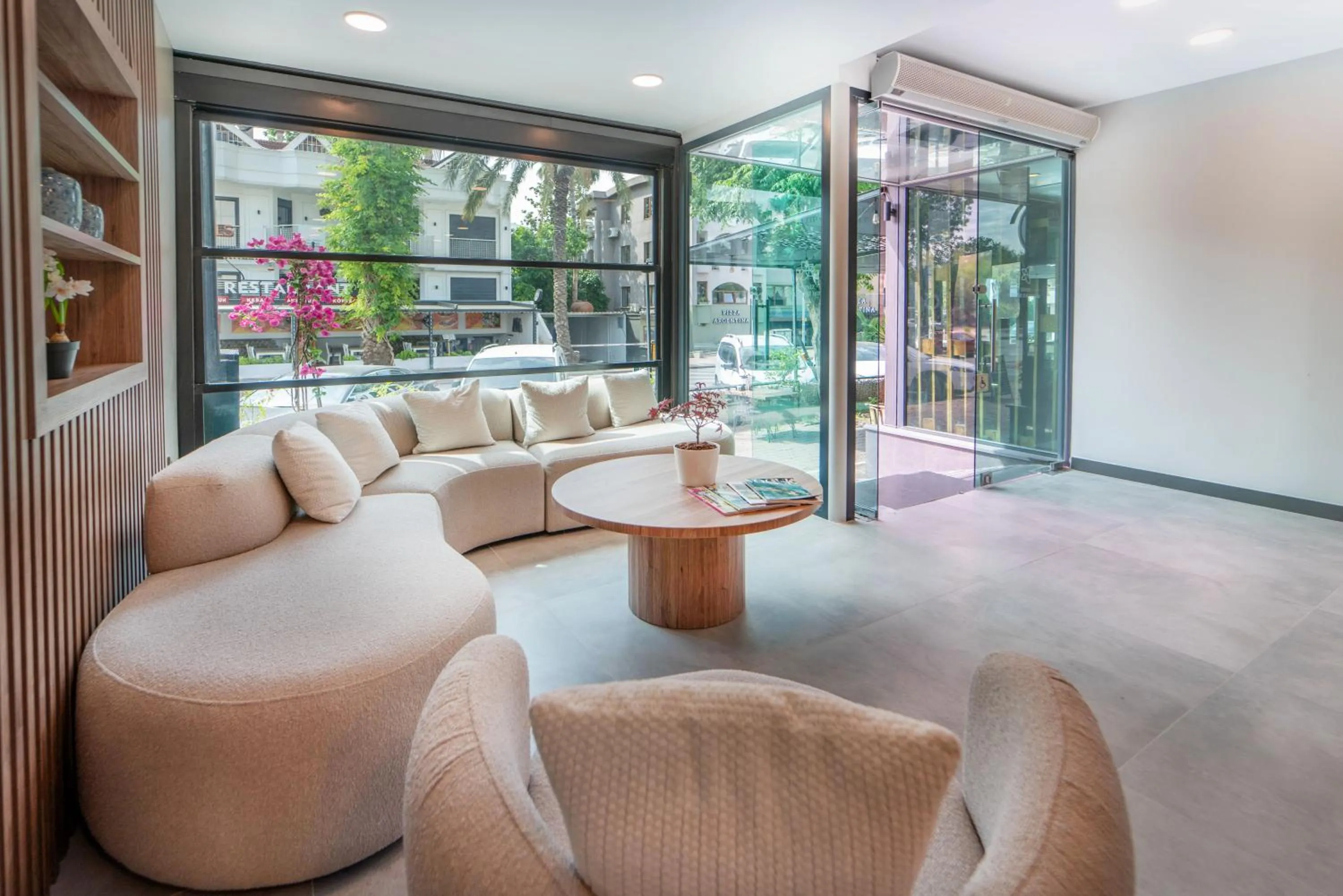 Lobby or reception in Deniz Boutique Hotel