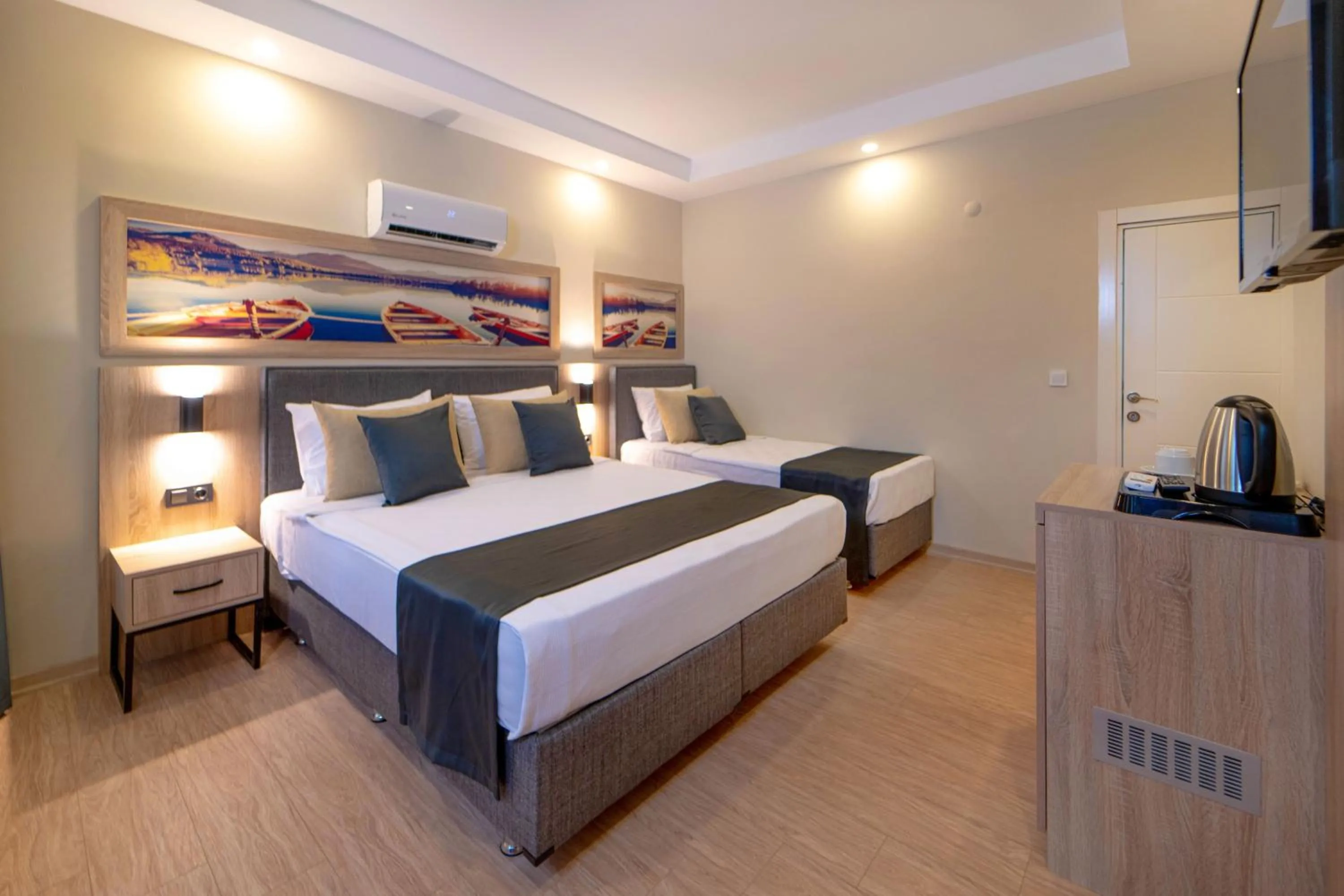 Bed in Deniz Boutique Hotel