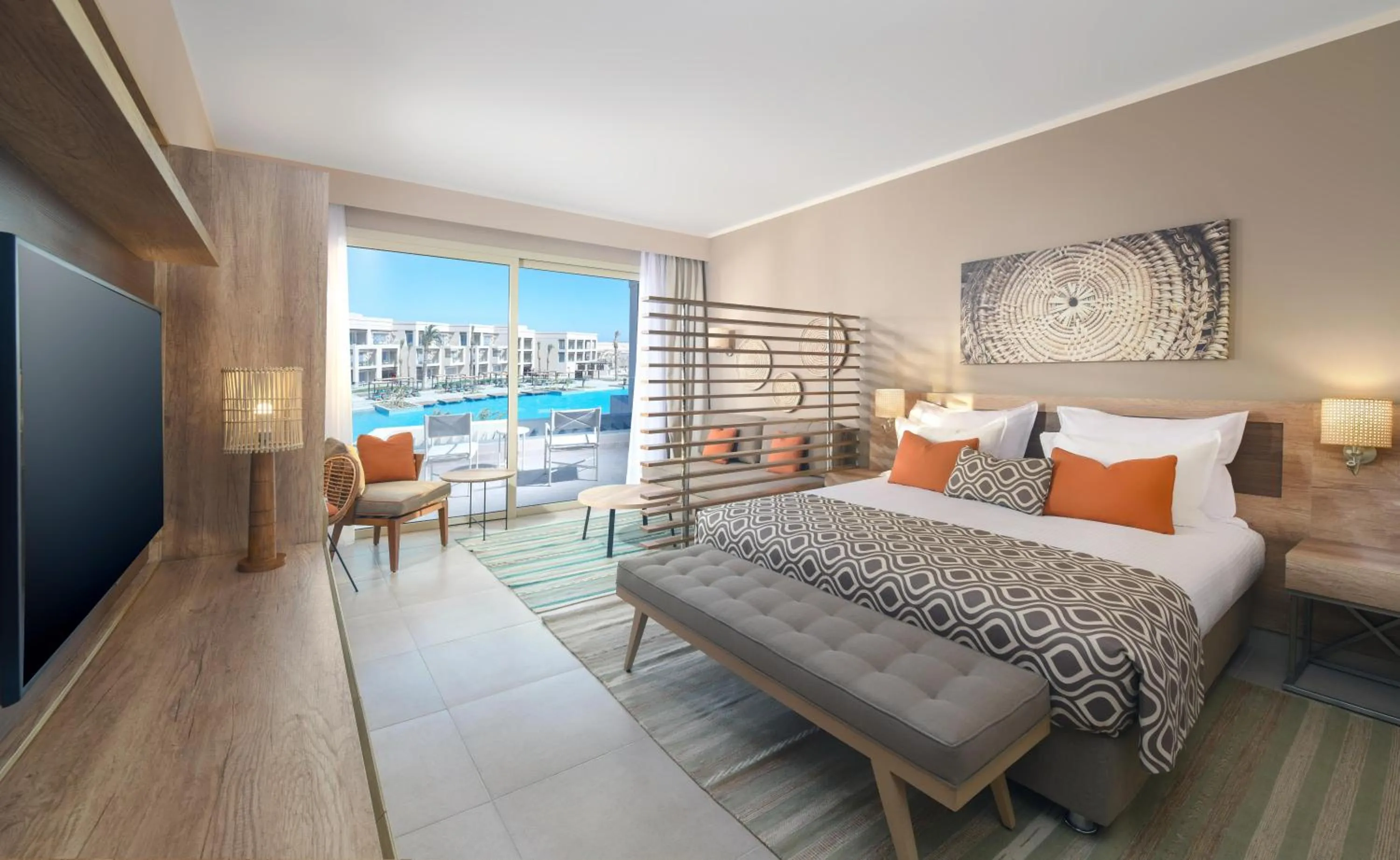 Photo of the whole room, Bed in Steigenberger Resort Ras Soma