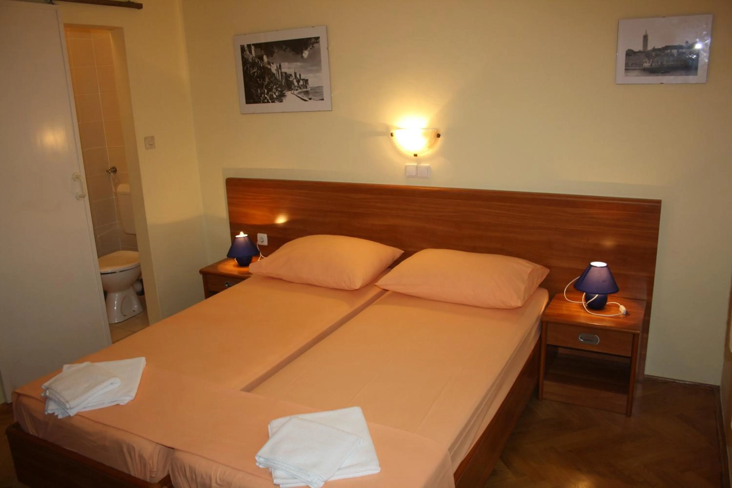 Bed in Apartments Villa Olga