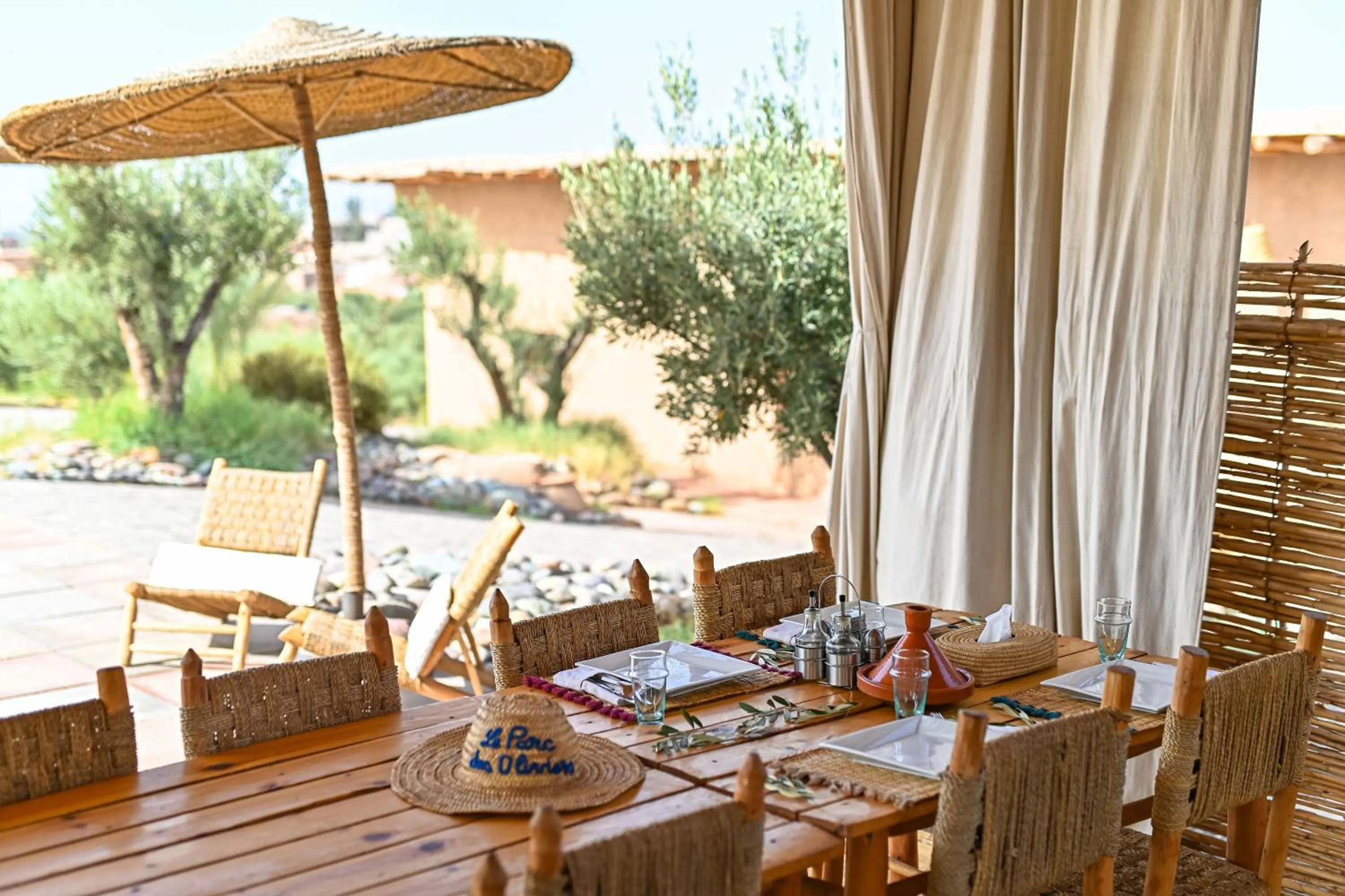 Restaurant/Places to Eat in Le Parc des Oliviers