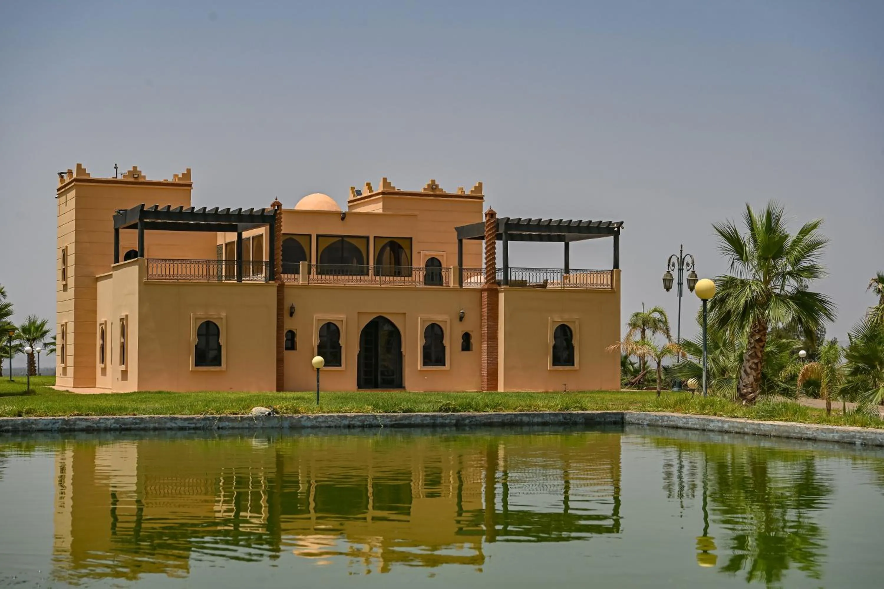 Property Building in Le Parc des Oliviers