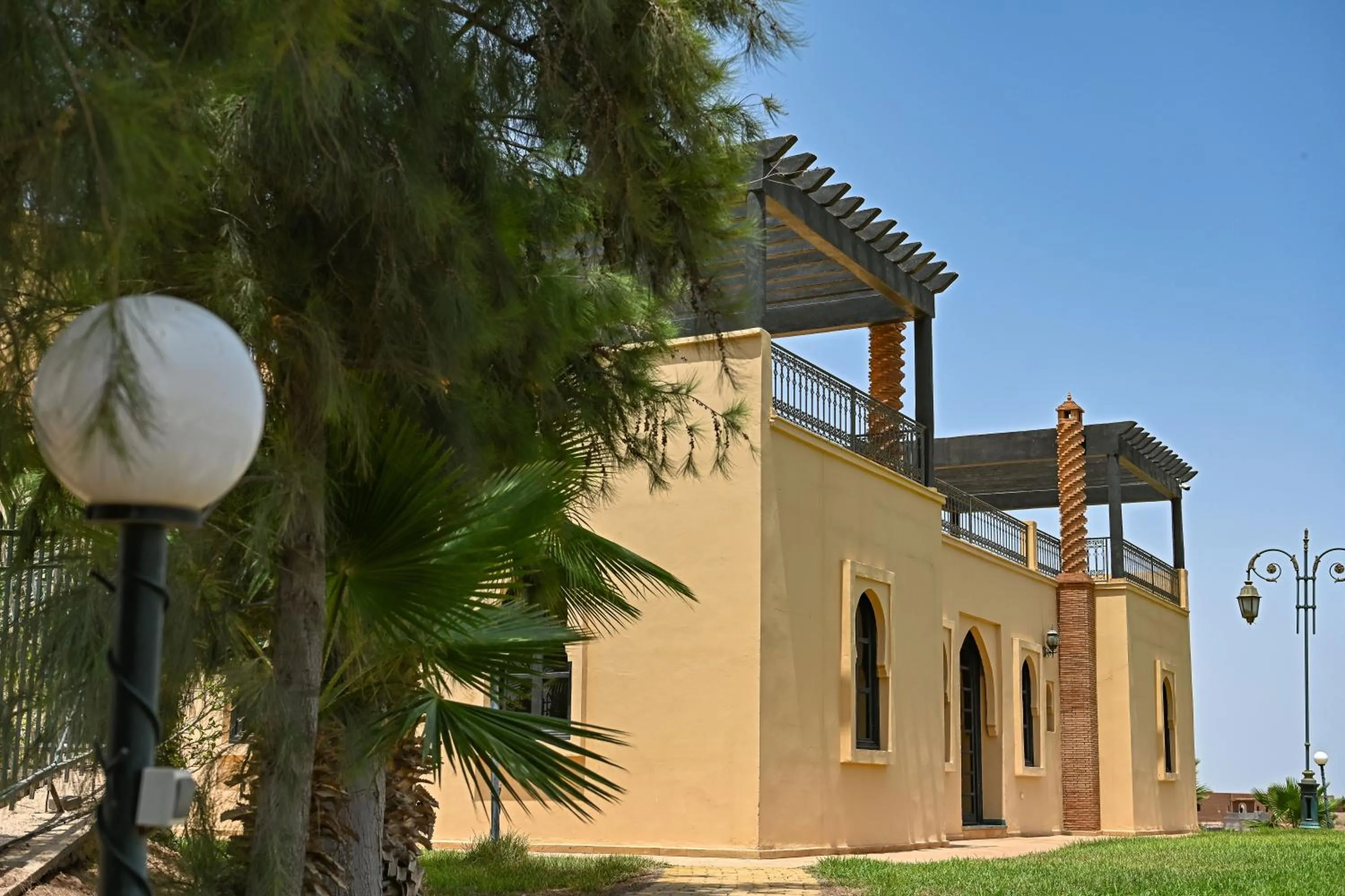 Property Building in Le Parc des Oliviers