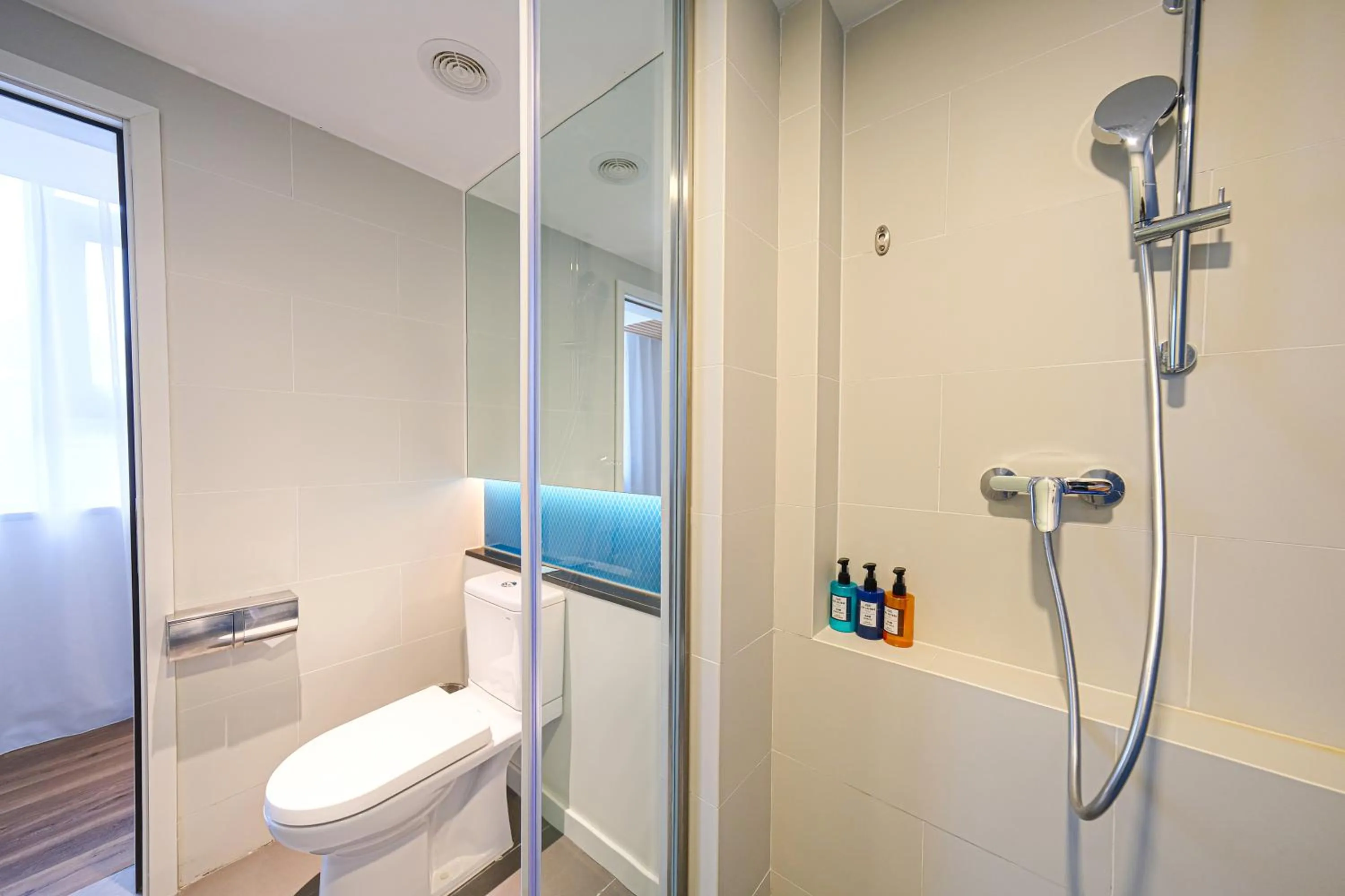 Bathroom in Holiday Inn Express Quanzhou City Center by IHG