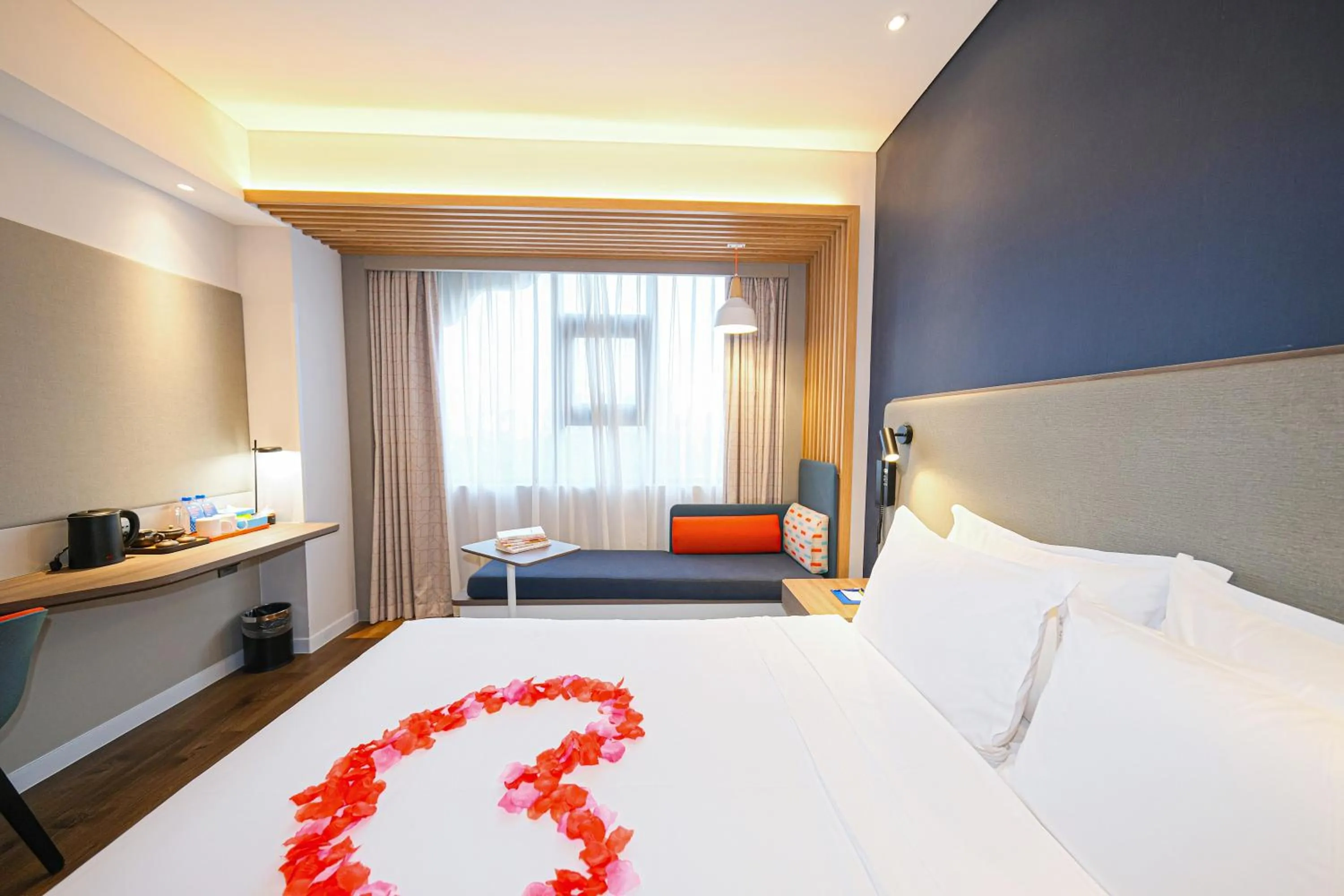 Bed in Holiday Inn Express Quanzhou City Center by IHG