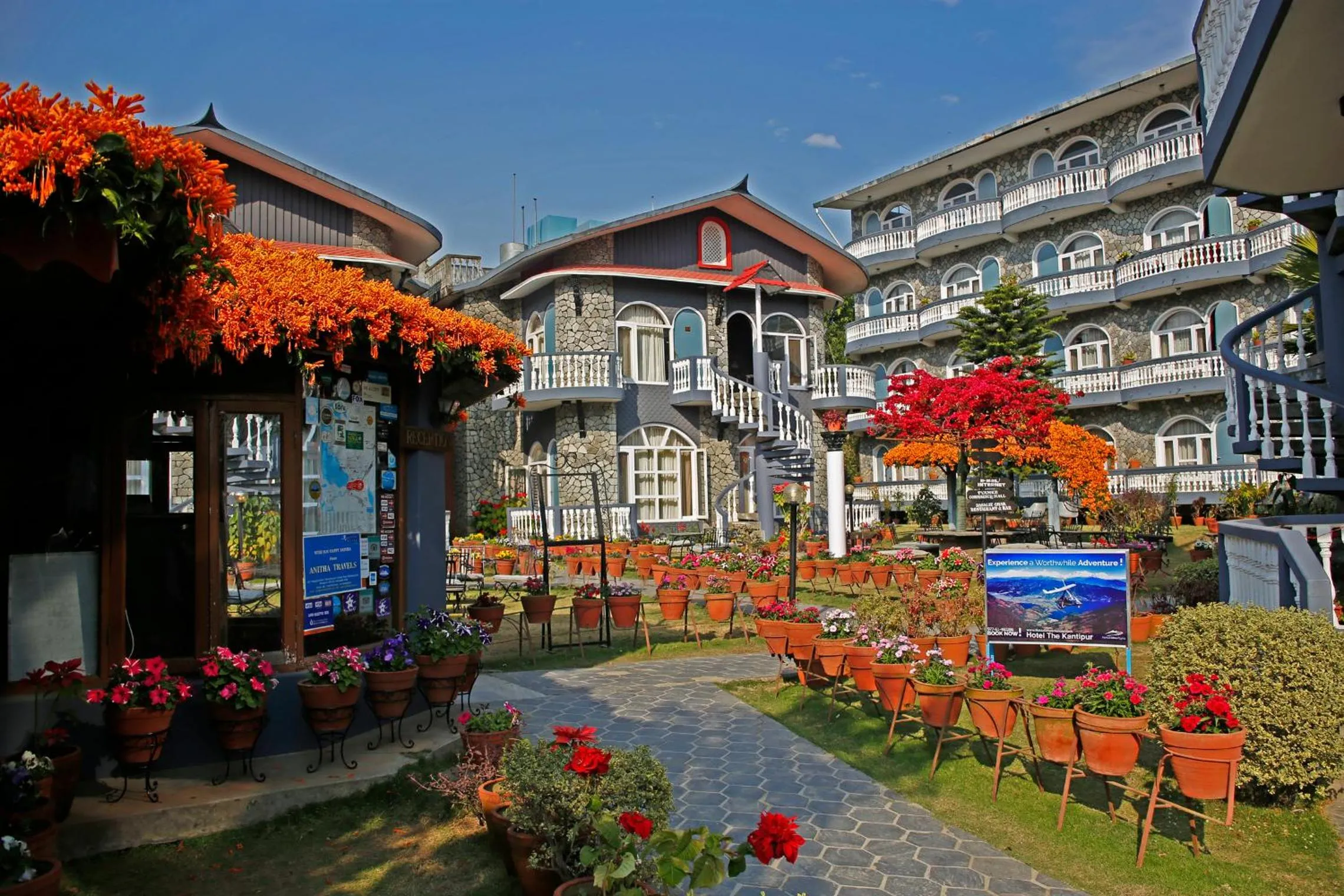 Garden in Hotel The Kantipur