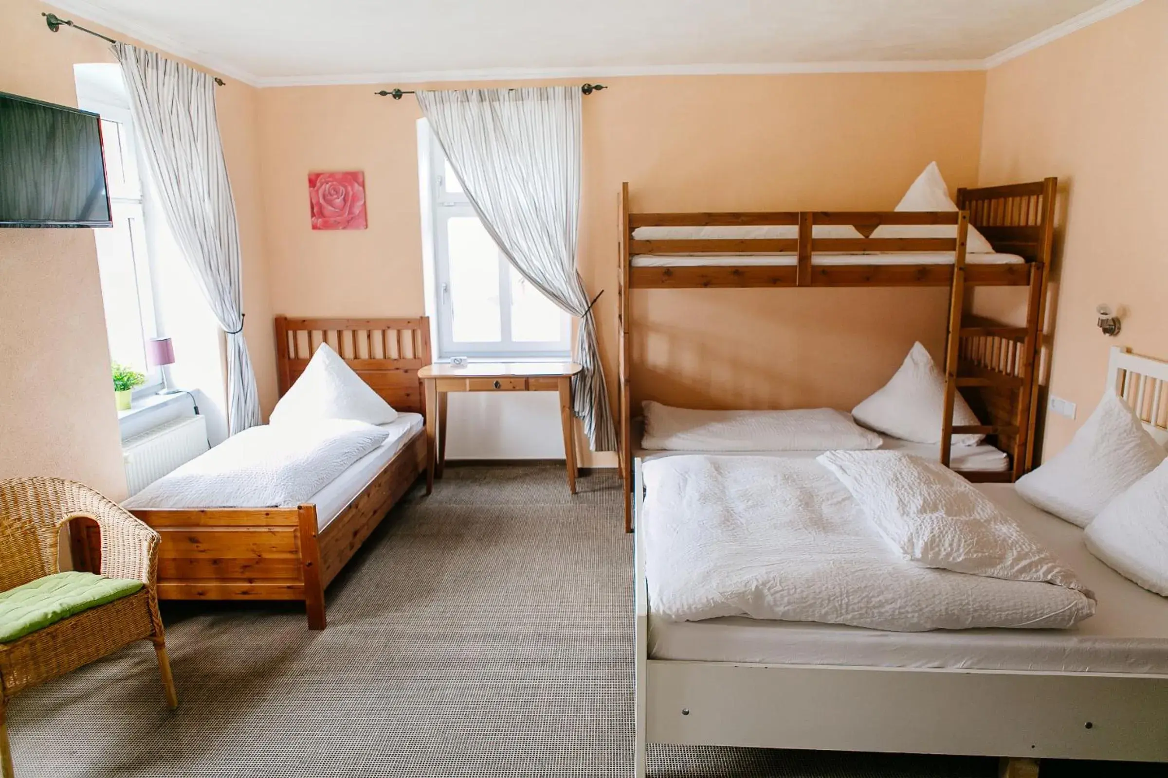 Family Room in Landhotel Airport-Inn Family Room in Landhotel Airport-Inn