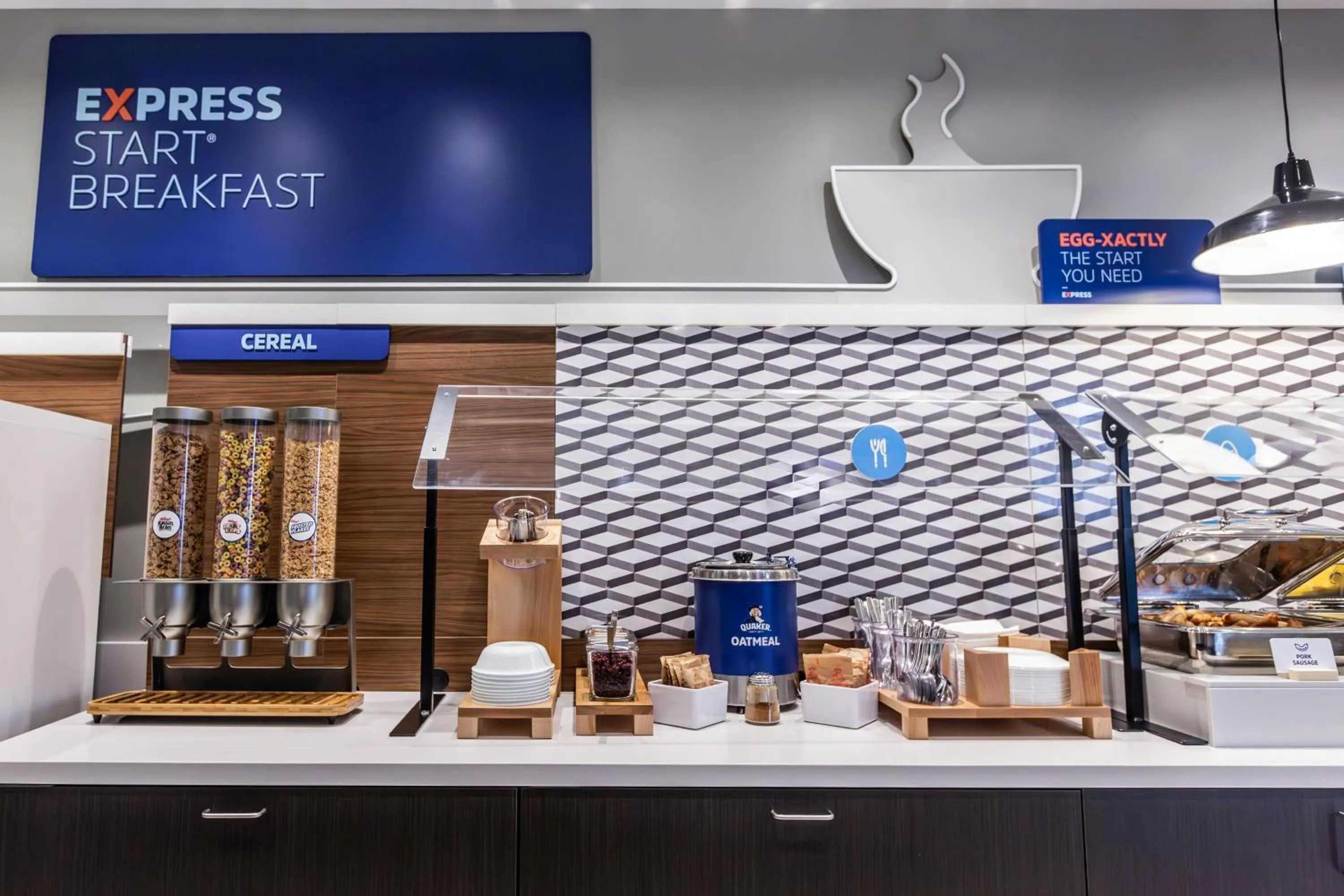 Breakfast in Holiday Inn Express & Suites - Welland