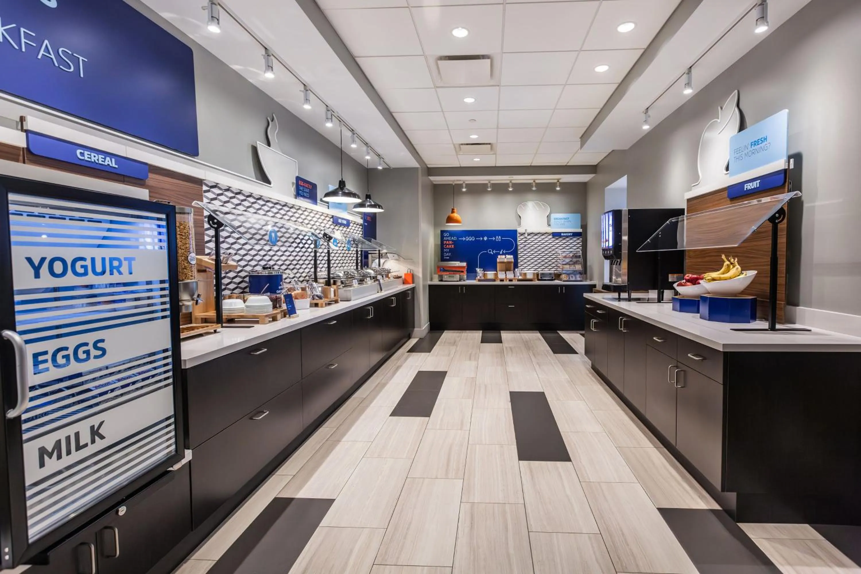 Breakfast in Holiday Inn Express & Suites - Welland