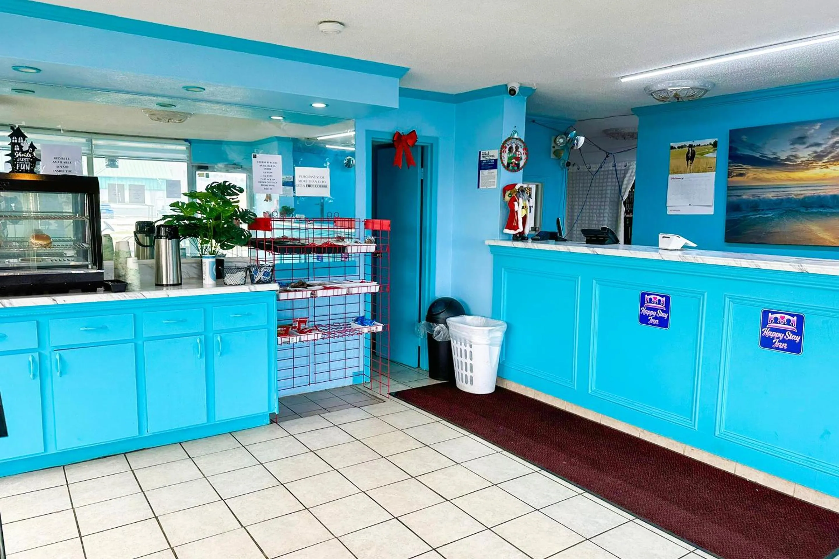 Lobby or reception in Happy Stay Inn Madisonville I-69 By OYO