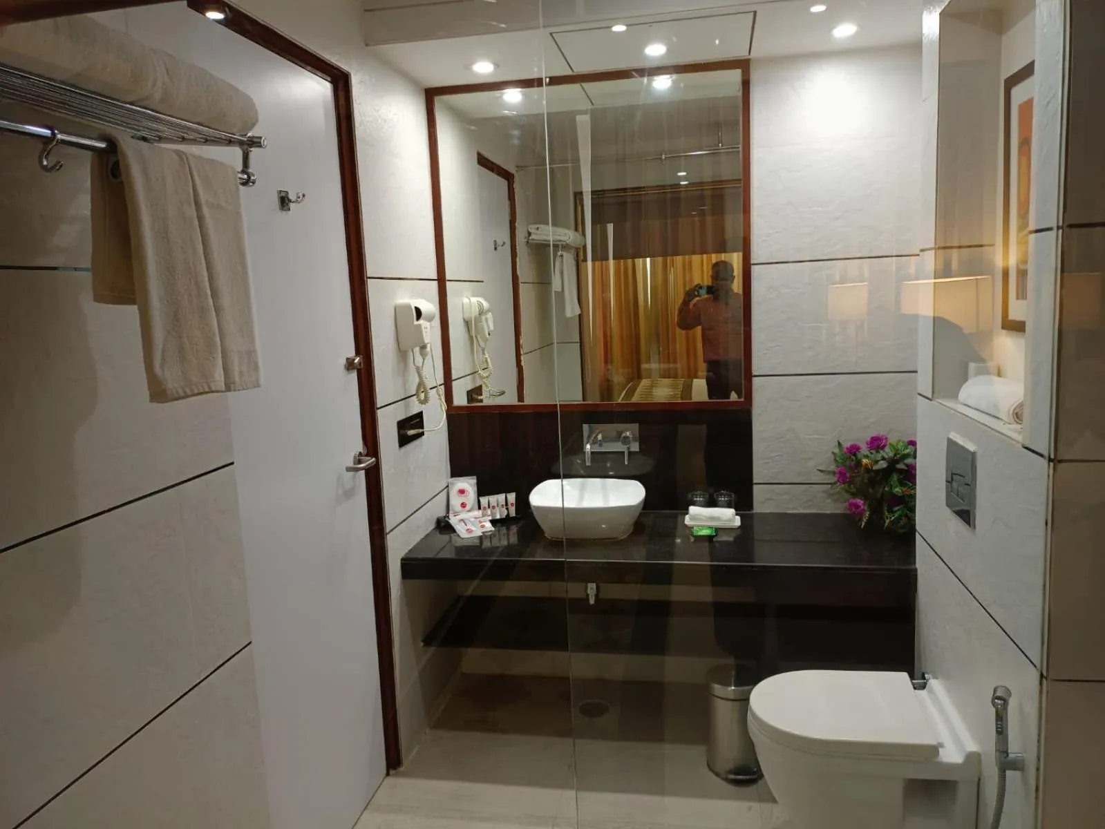 Bathroom in Spree Hotel Jaipur