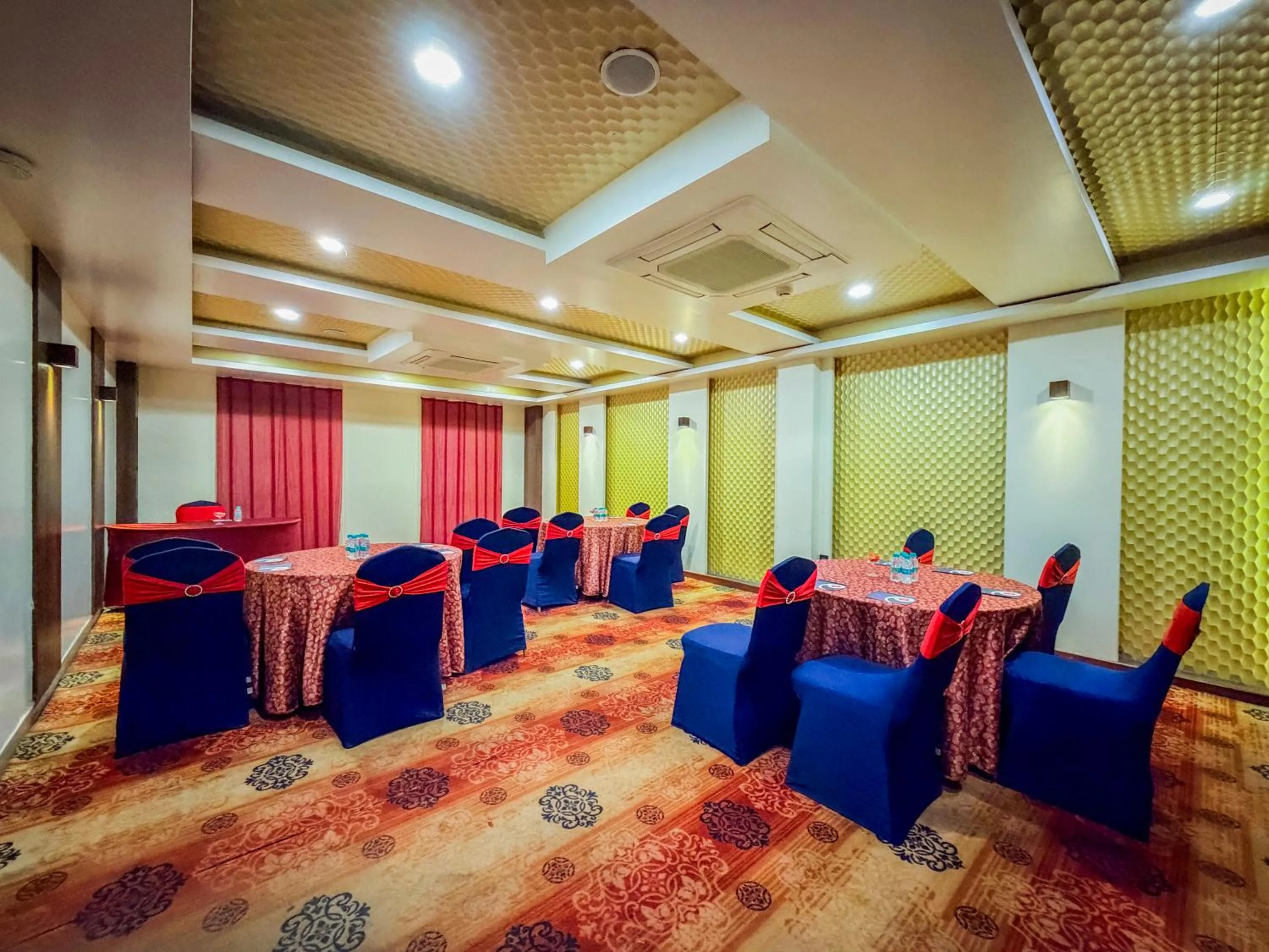 Banquet/Function facilities in Spree Hotel Jaipur